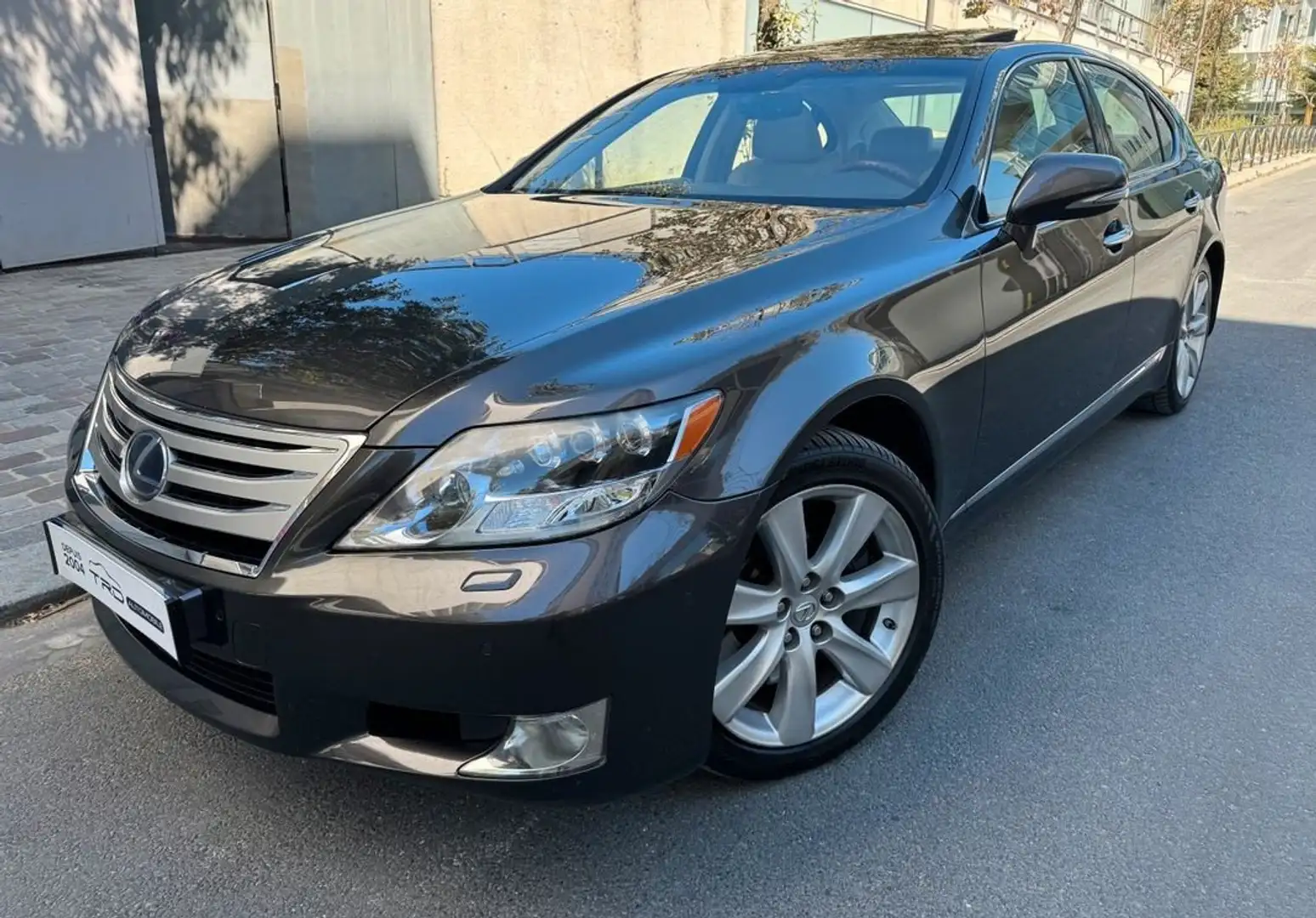 Lexus LS 600 iv 600h pack president bva8 Grau - 1