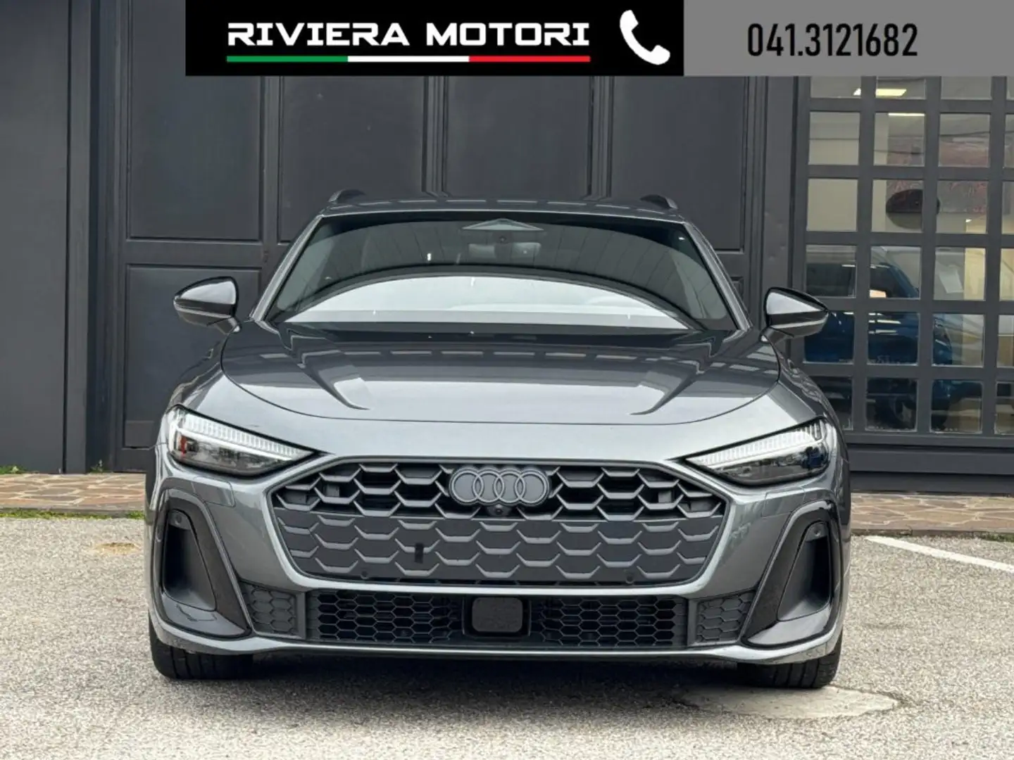 Audi A5 Avant TDI 204CV S tronic mHEV+ S Line edition Grau - 2