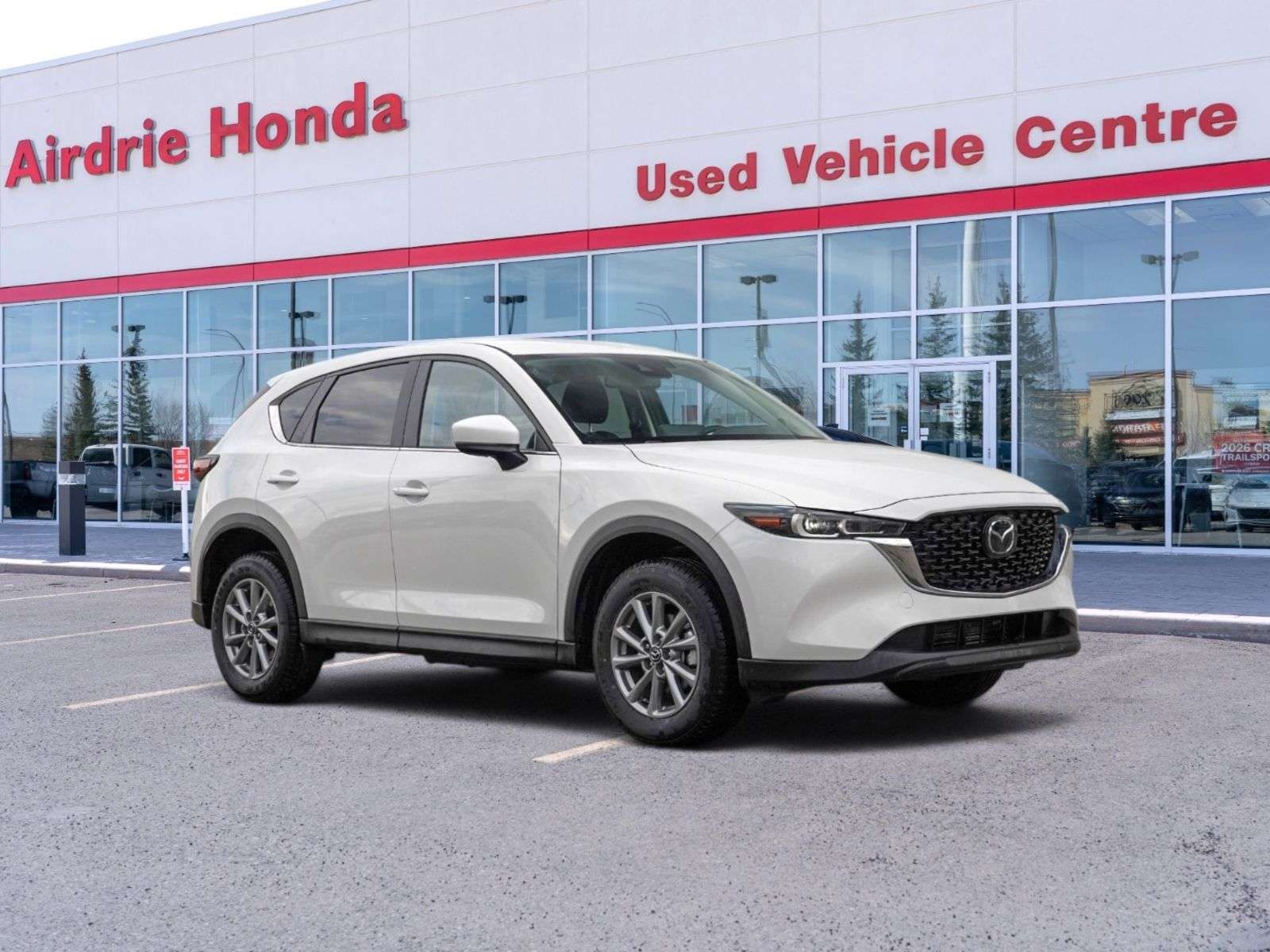 2025 Mazda CX-5 GS, Leather, alloys!