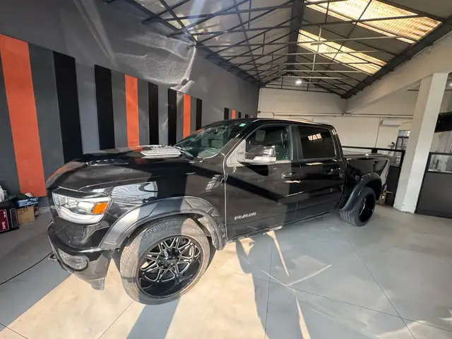 Dodge RAM 1500 5.7 V8 Crew Cab Laramie Sport 401CV at8 FATT.