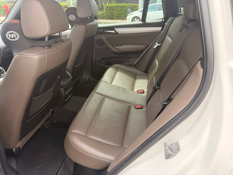 BMW X3 XDrive 20 D*M-PAKET+NAVI+LEDER+XENON* — photo 14