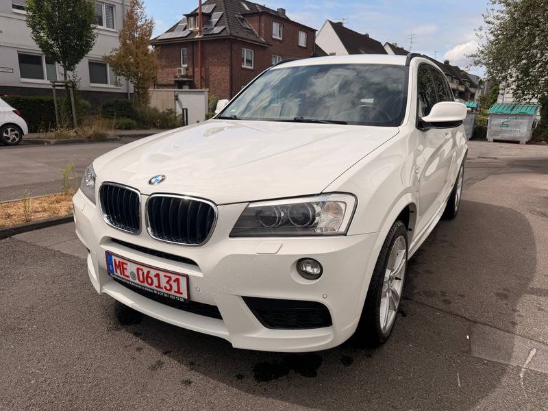 BMW X3 XDrive 20 D*M-PAKET+NAVI+LEDER+XENON*