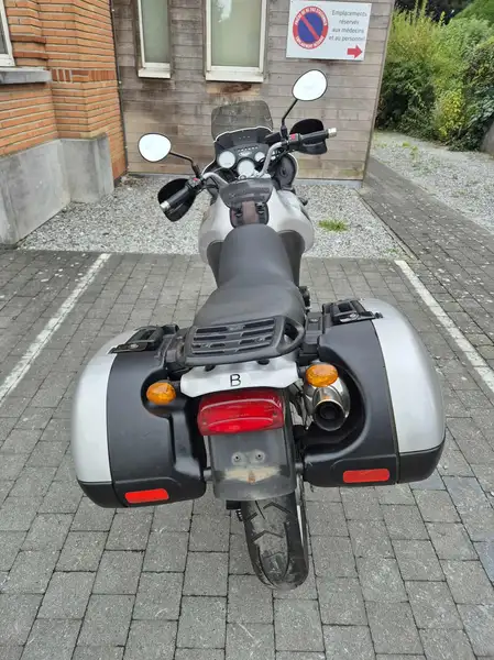 Triumph Tiger 955i - foto 3