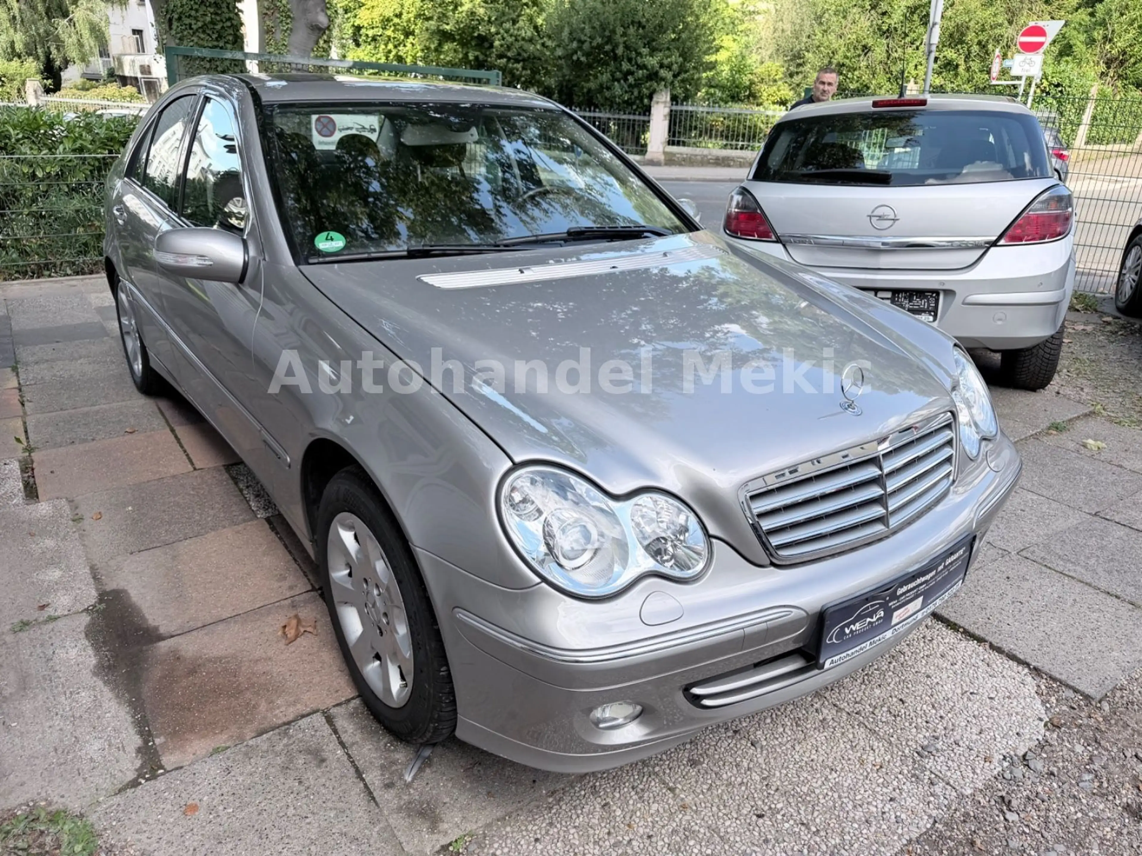 Mercedes-Benz C 200 C Limousine C 200 Kompressor-Automatik — photo 2