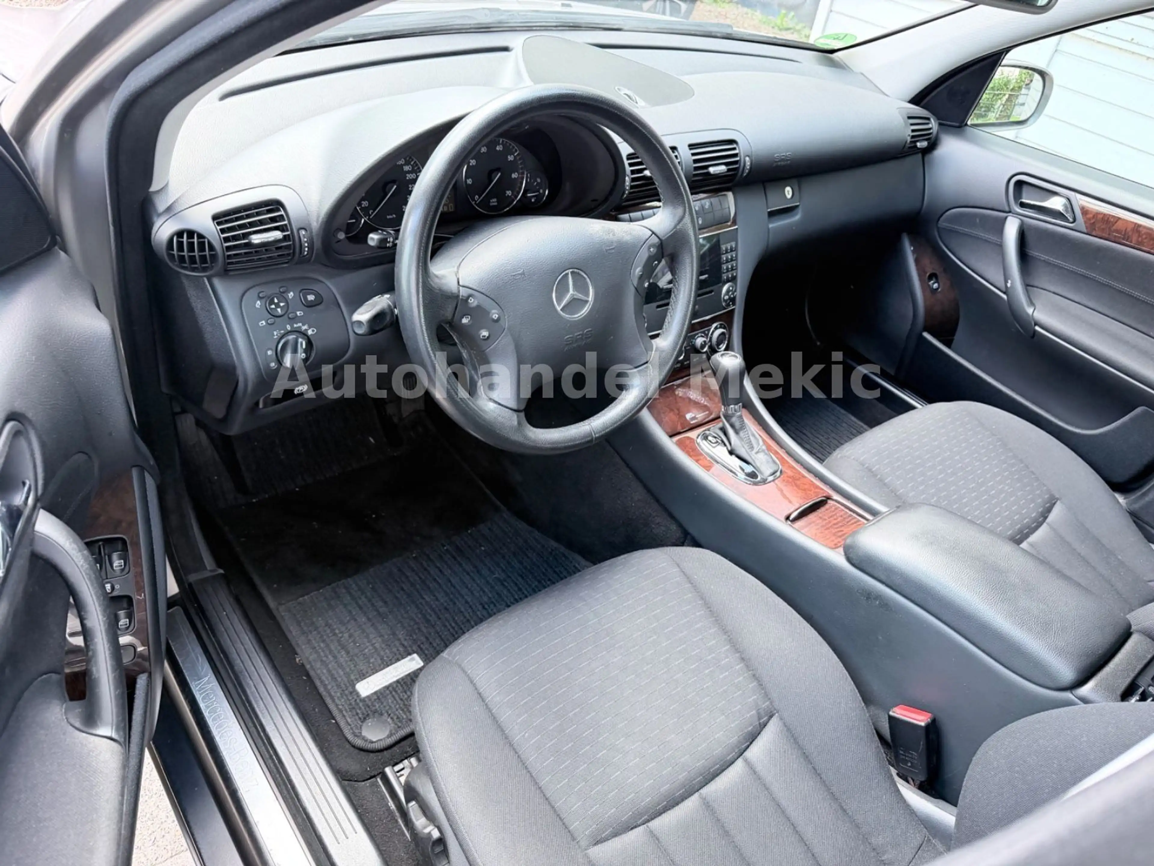 Mercedes-Benz C 200 C Limousine C 200 Kompressor-Automatik — photo 11