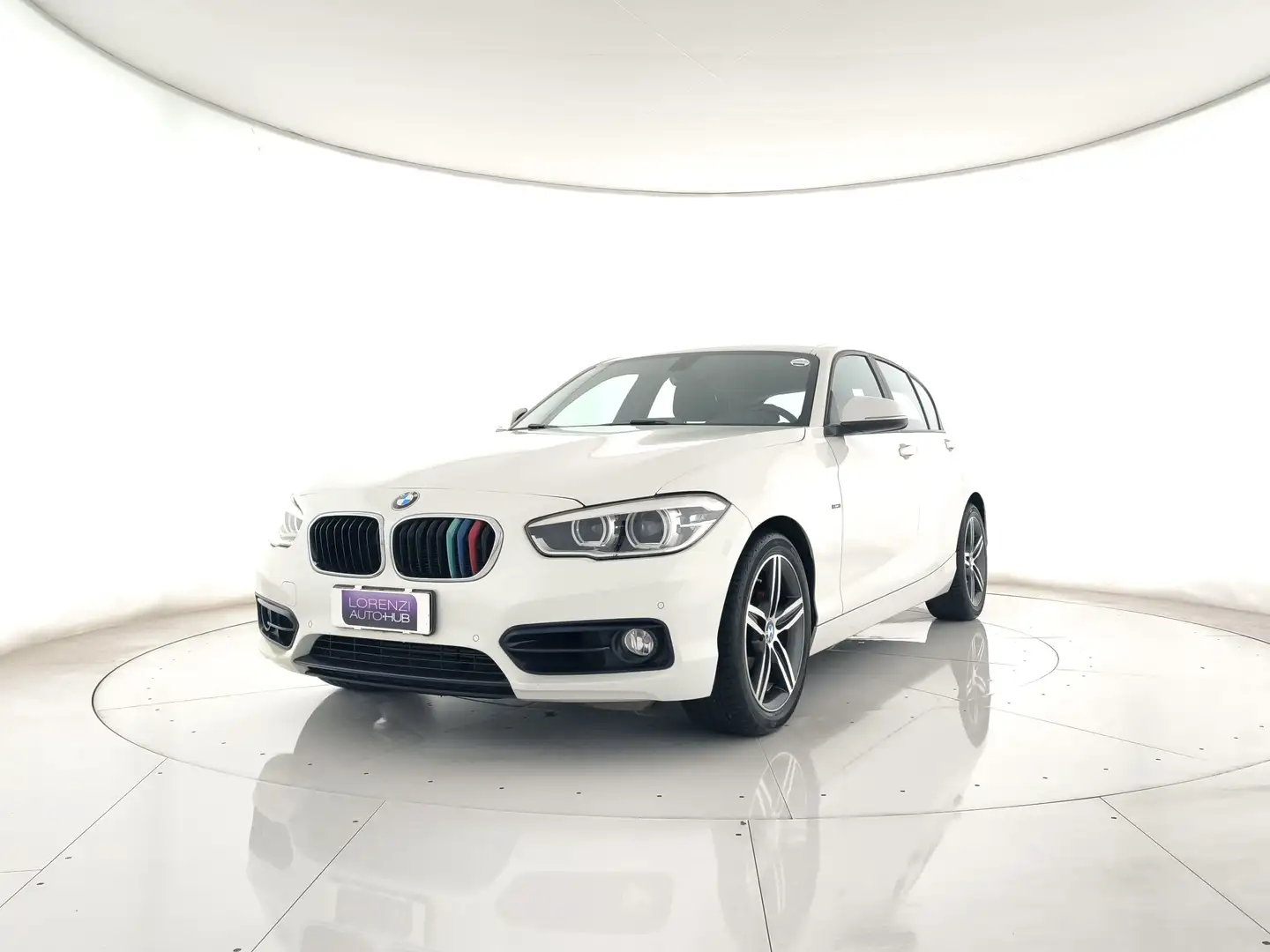 BMW 118 d Sport 5p auto LED+C17" Weiß - 2