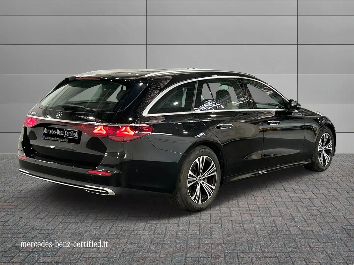 Mercedes-Benz E 220 E SW 220 d Advanced auto Nero - 2