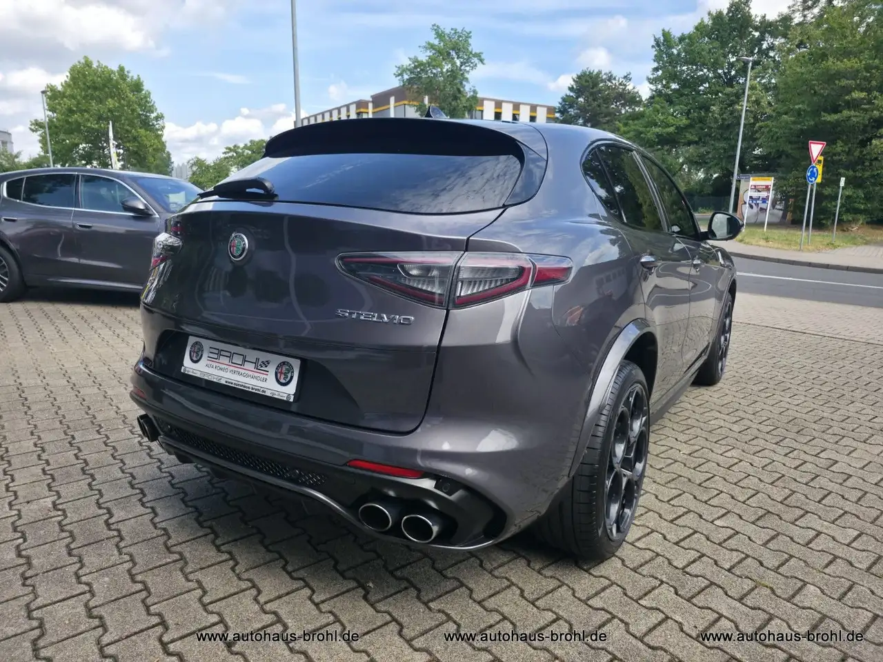 Alfa Romeo Stelvio 2024