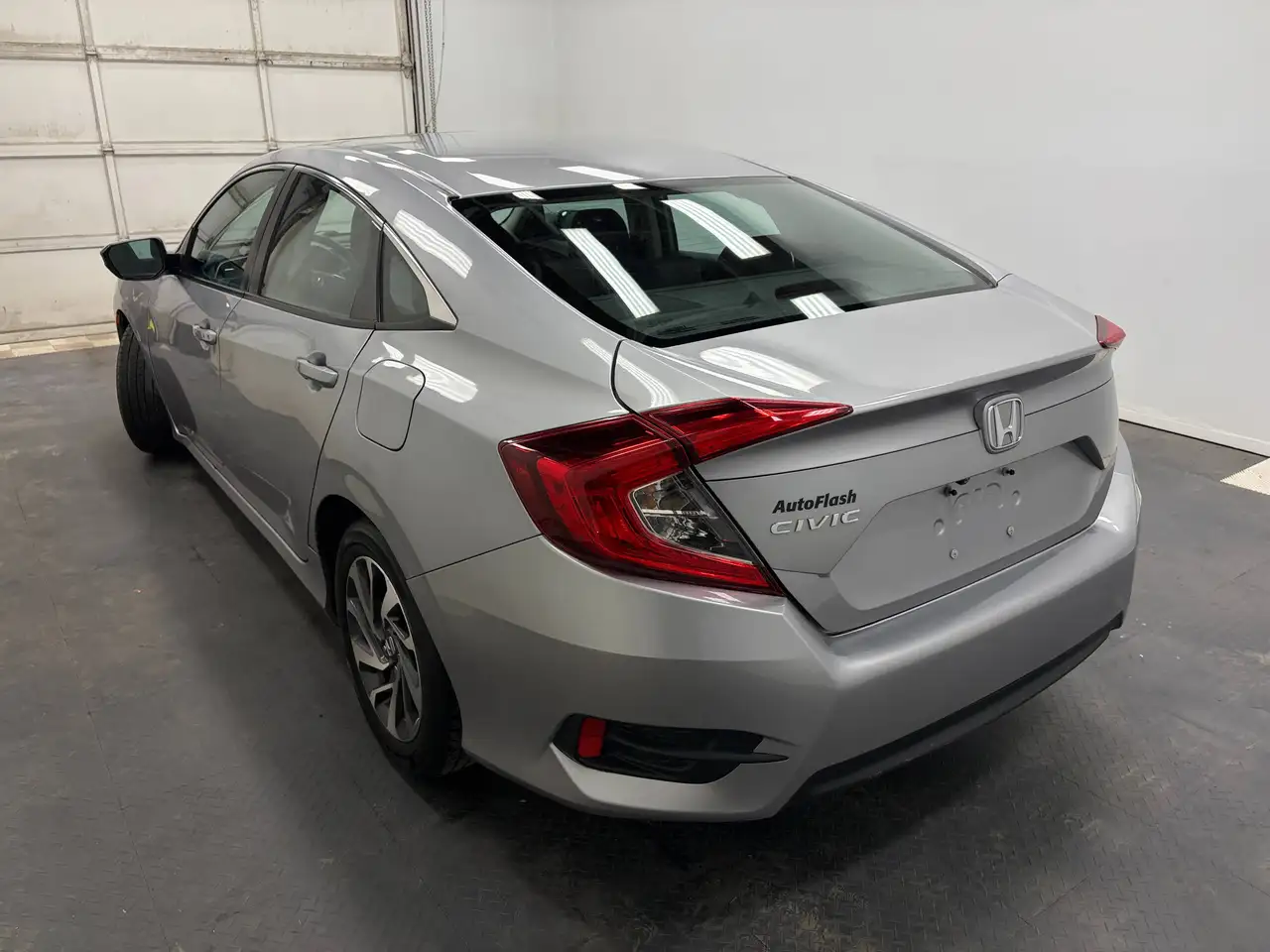 Honda Civic снимка Honda Civic