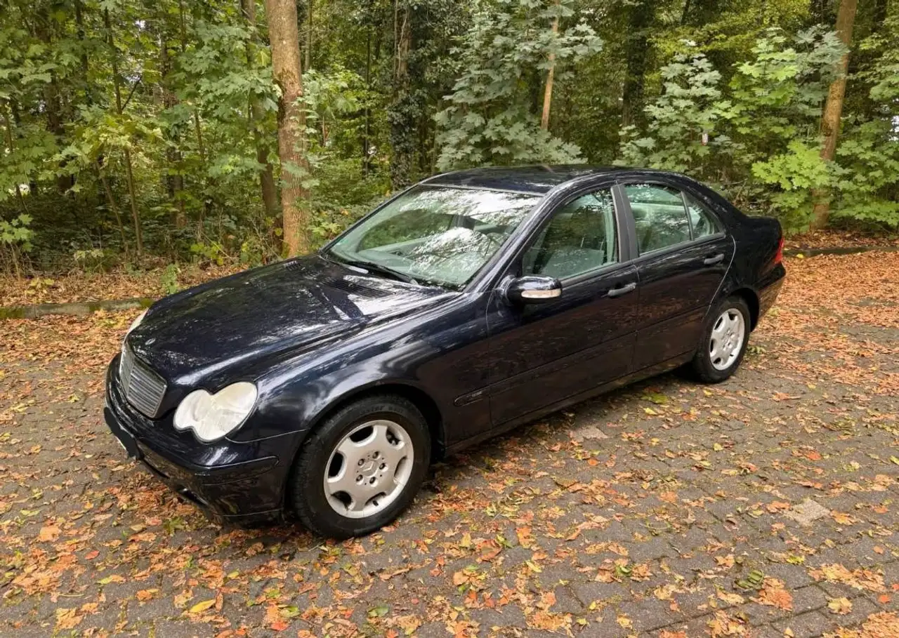 Mercedes-Benz C 200, foto 1