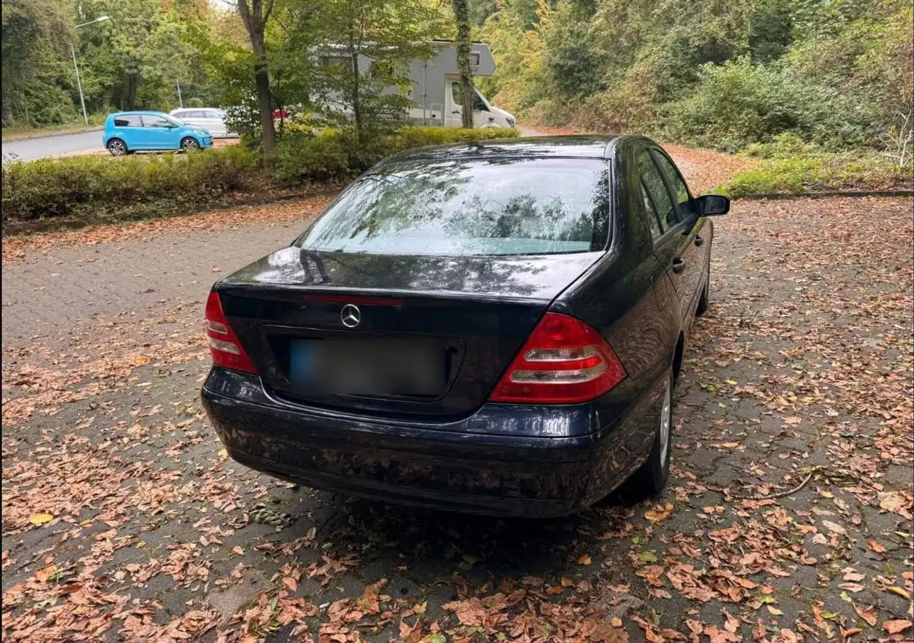 Mercedes-Benz C 200, foto 3