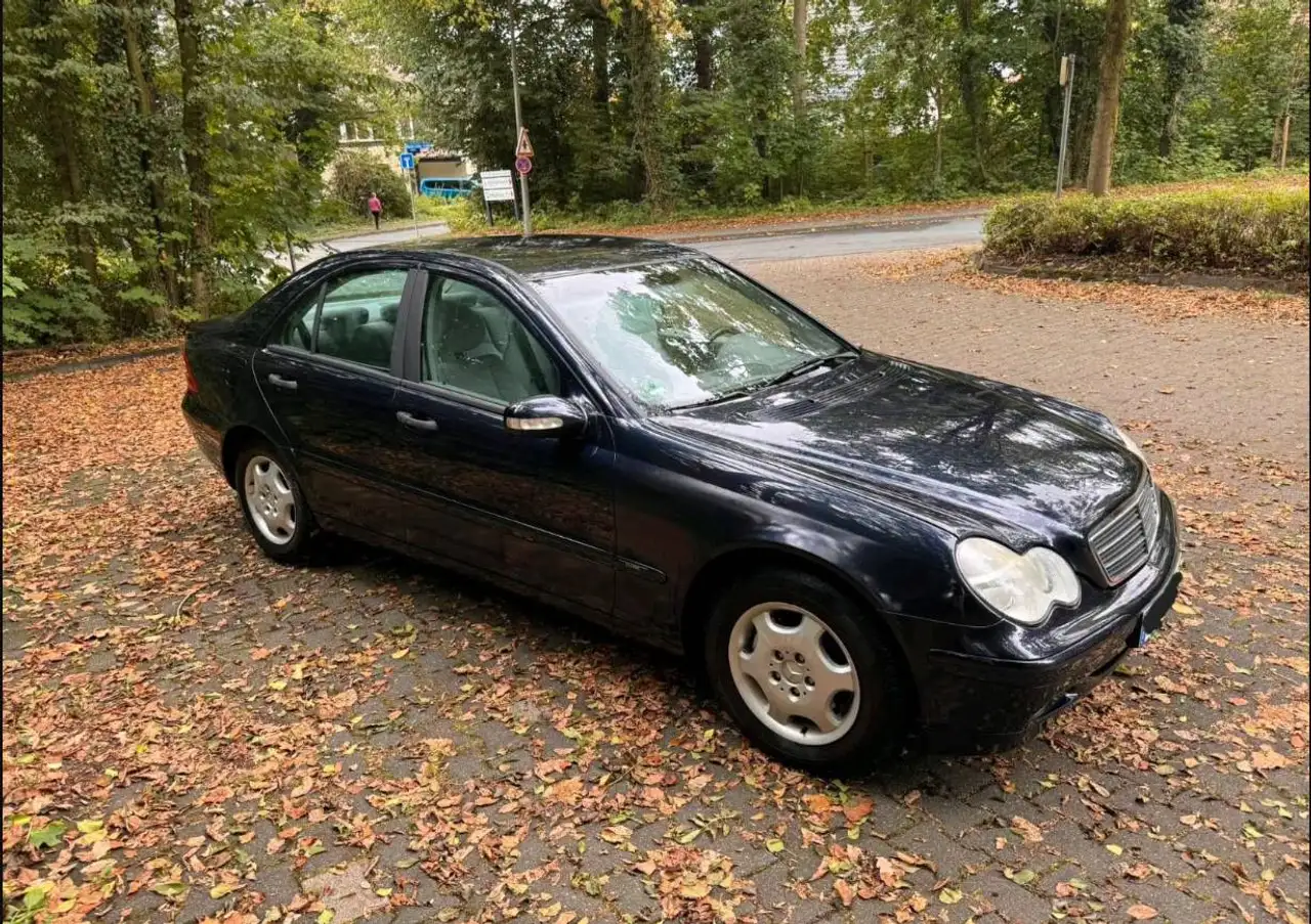 Mercedes-Benz C 200, foto 2