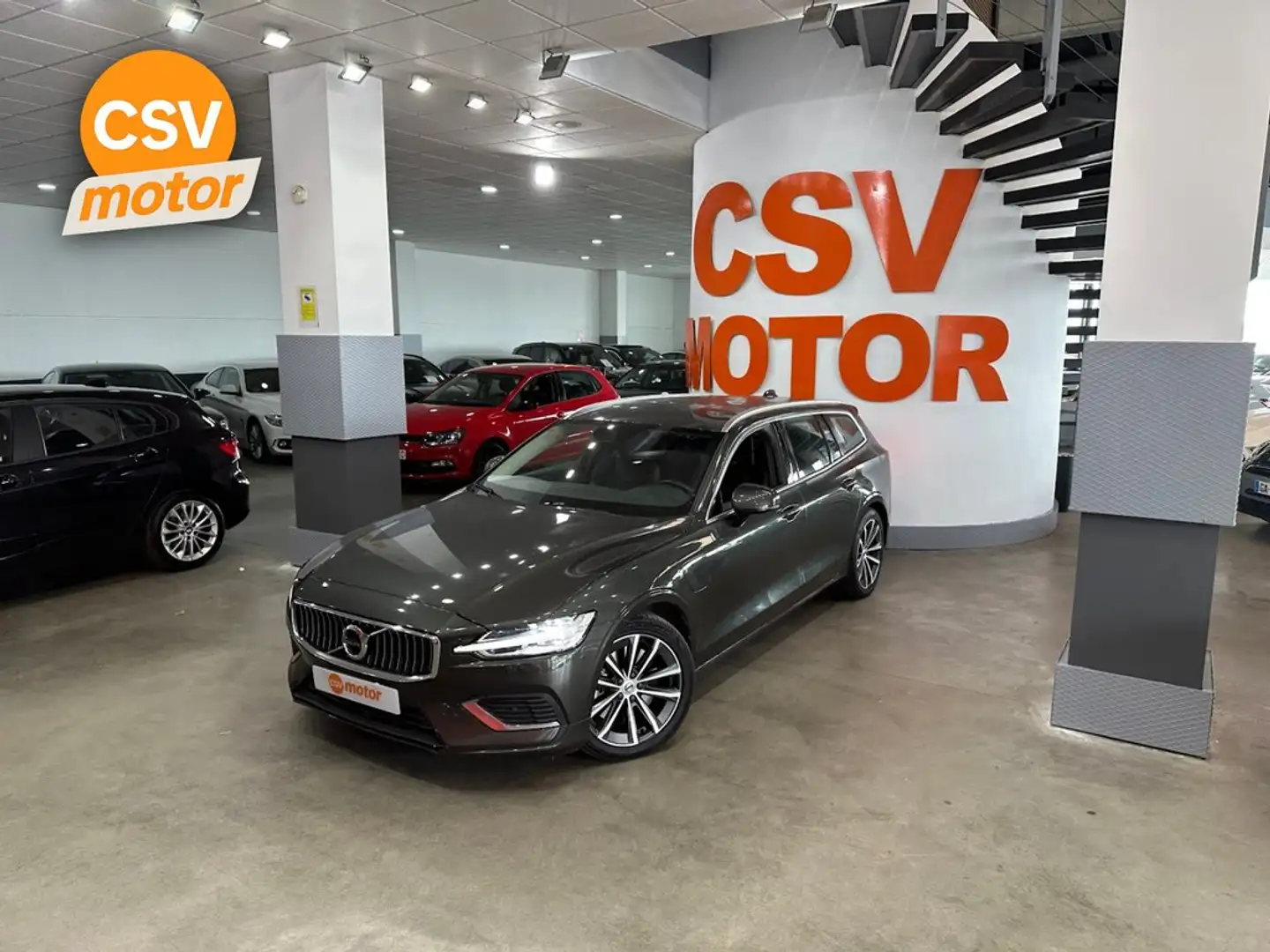 Volvo V60 2.0 T6 340 E-AWD - 1