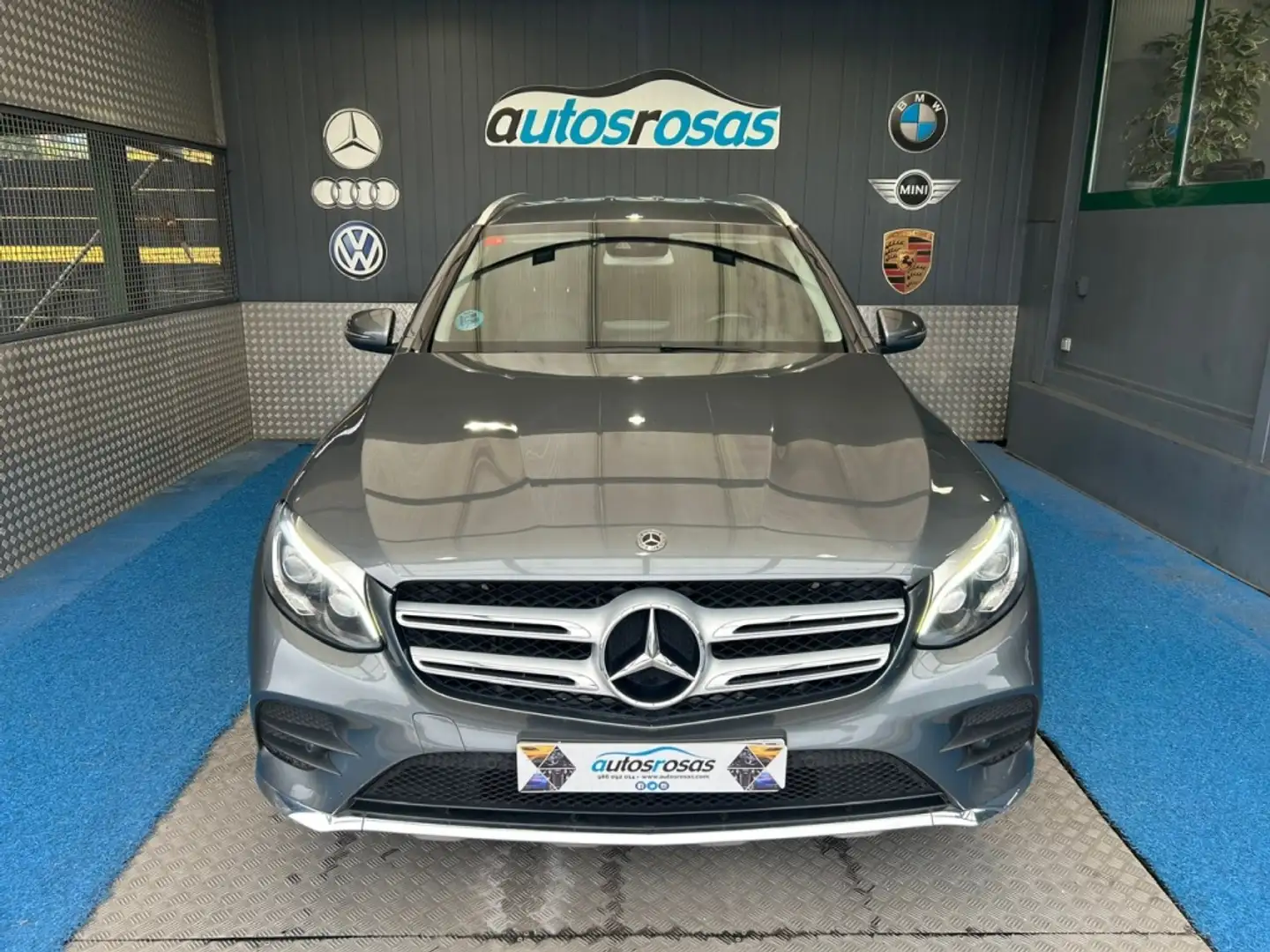 Mercedes-Benz GLC 220 220d 4Matic Aut. Gris - 2