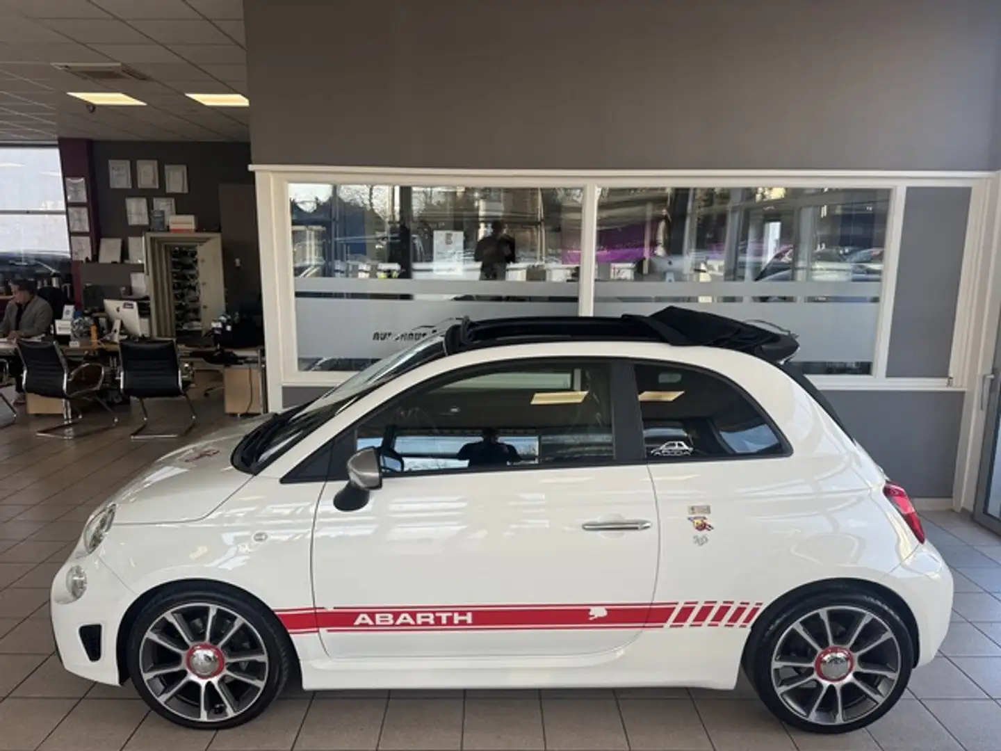 Abarth 500 Cabrio 595 C Turismo Navi Leder PDC Weiß - 2