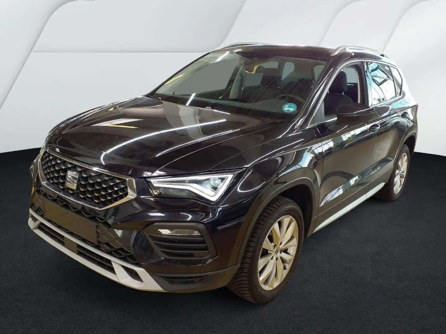 SEAT Ateca X-Perience 1.5 TSI DSG AHK RearView Navi Sitzh. AC Schwarz - 2