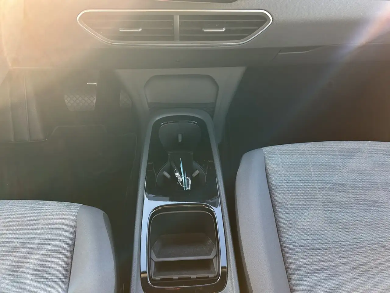 Volkswagen ID.3 45 kwh Pure Performance LED*NAV*PDC*19"ALLWETTER 15