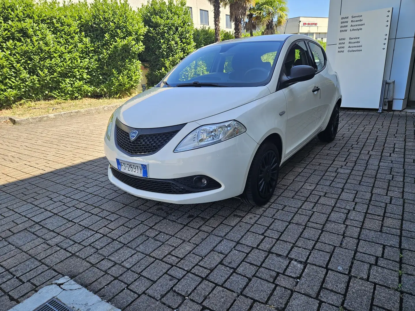 Lancia Ypsilon 1.2 8v Elefantino s&s 69cv E6 Gpl - 1
