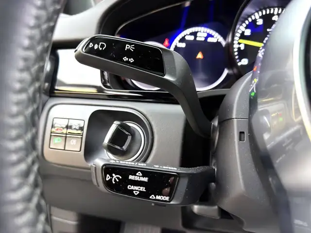 Porsche Cayenne view 12