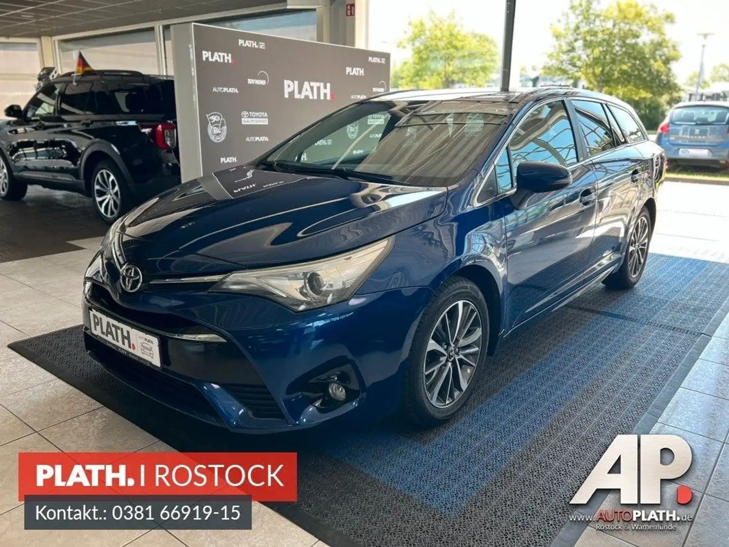 Toyota Avensis Touring Sports Edition-S *Navi*Kamera* Blau - 1