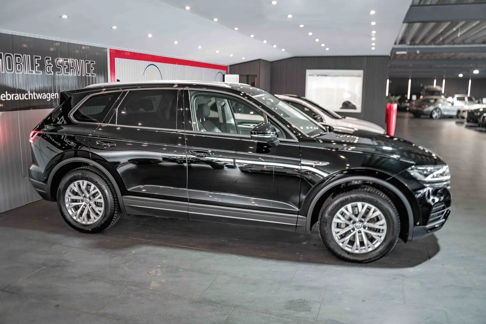 Volkswagen Touareg 3.0 V6 TDI 4Motion AHK Kamera Leder Luft Schwarz - 2