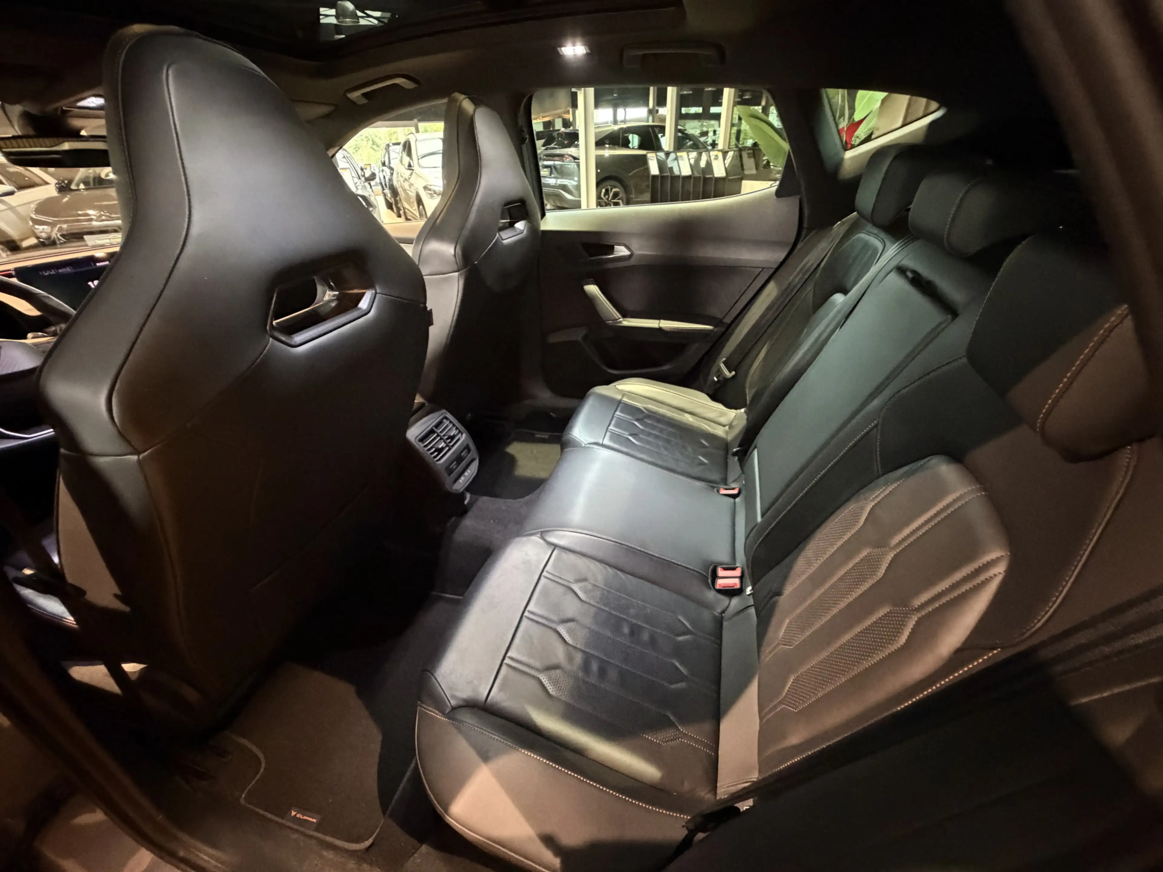 CUPRA Formentor 2.0 TSI 4DRIVE | 310 PK | PANORAMADAK | FULL OPTIO — photo 19