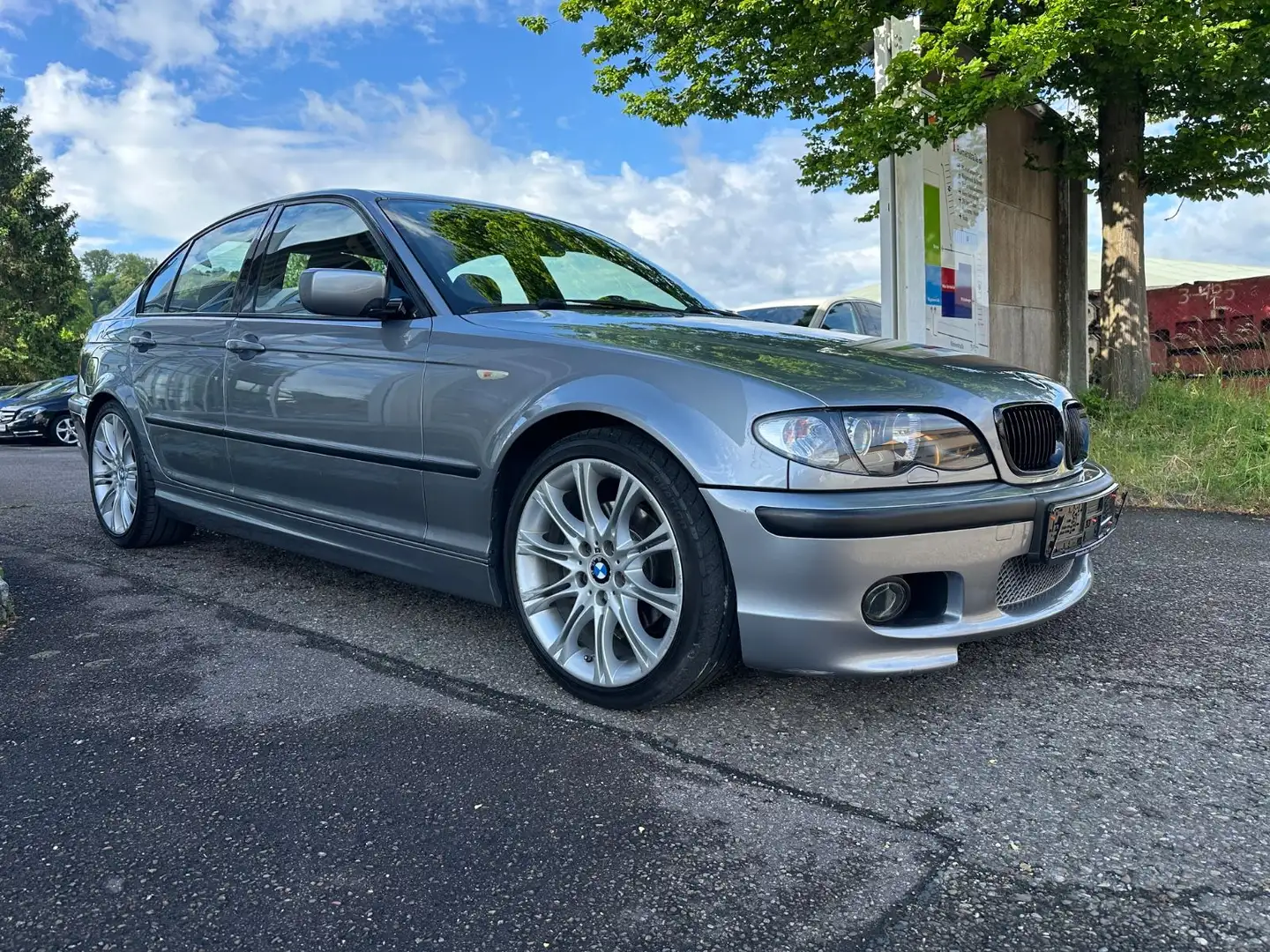 BMW 325 i Lim.Werks M-Paket TÜV NEU Automatik Xenon Šedá - 2