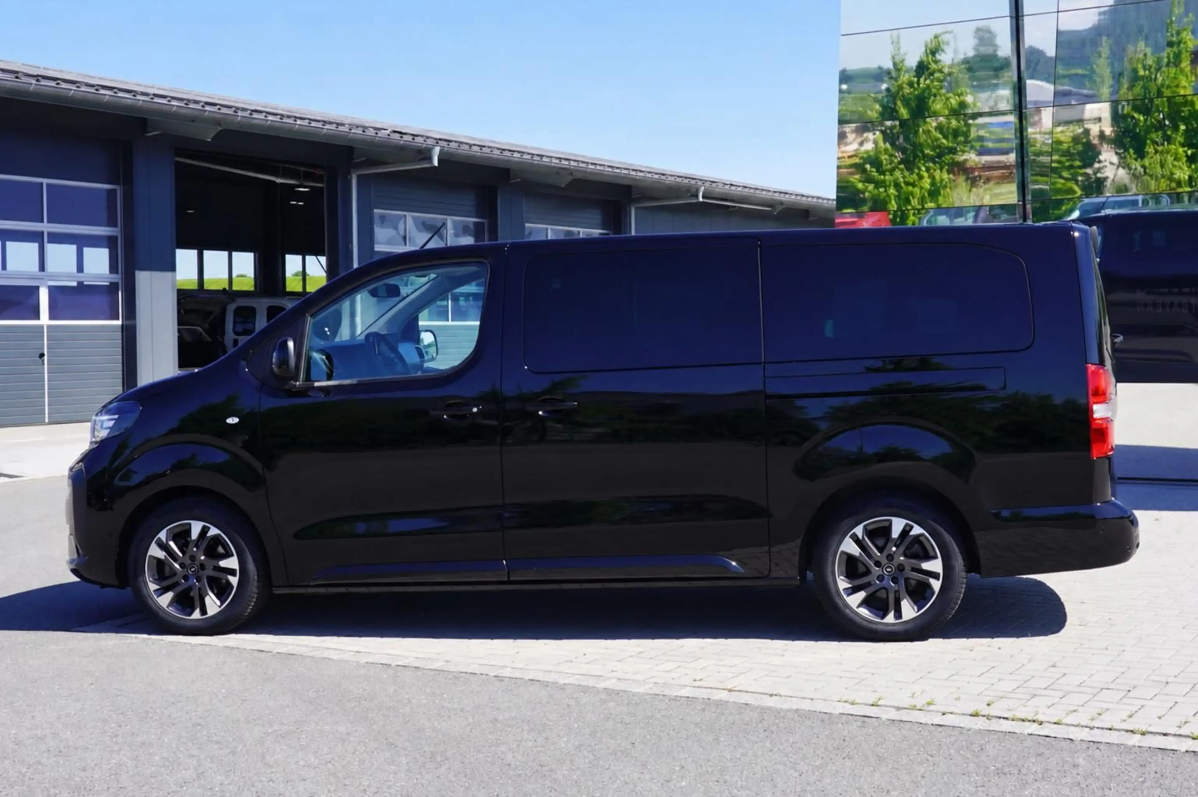Opel Zafira Life Edition XL 9 Sitze Navi — photo 2