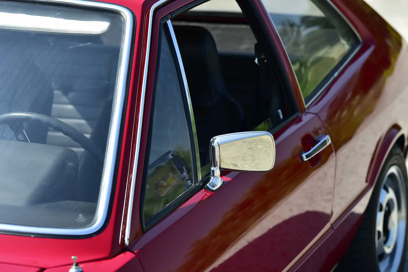 Volkswagen Scirocco 1,1 L Rot - 2