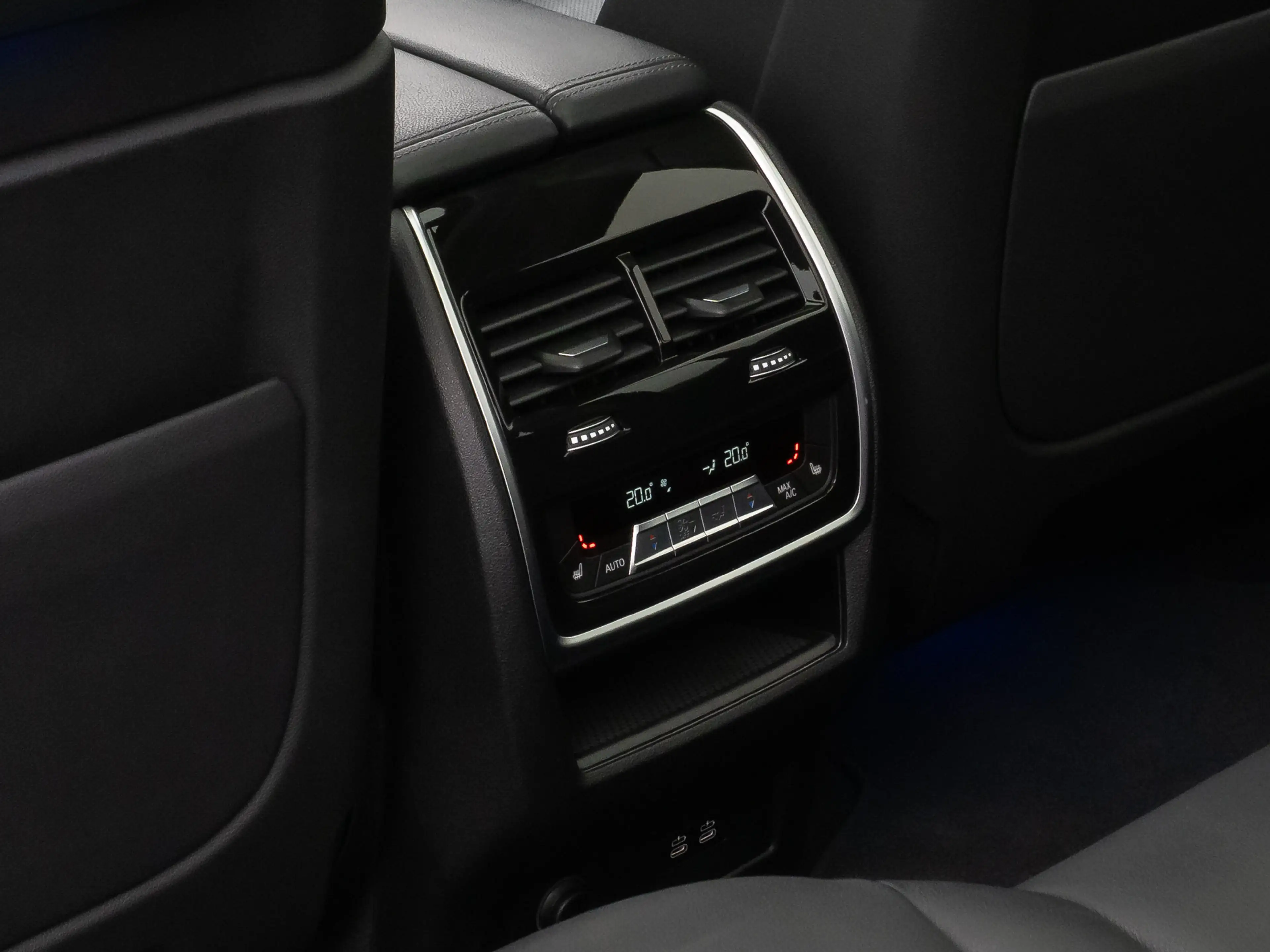 BMW X7 Panorama Kamera HUD DAB H K SoftCl AHK — photo 29