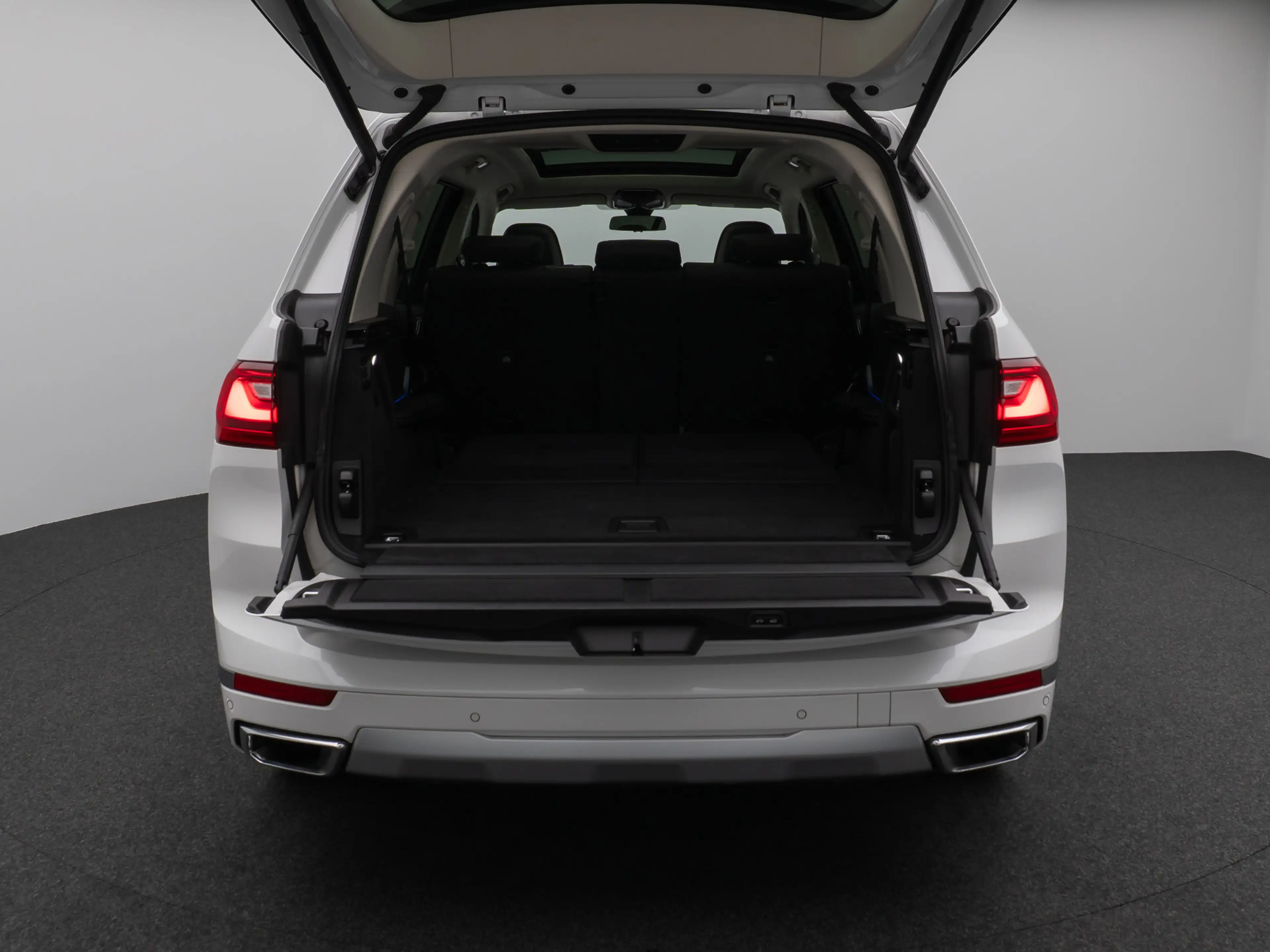 BMW X7 Panorama Kamera HUD DAB H K SoftCl AHK — photo 13