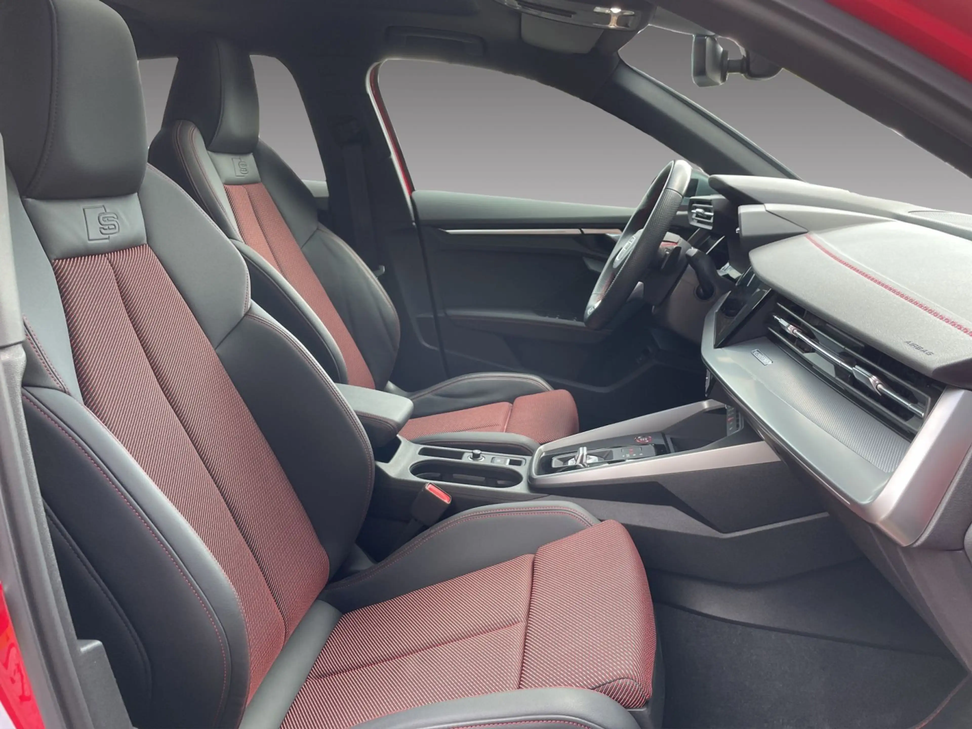 Audi S3 2.0 TFSI quattro S tronic MATRIX — photo 14