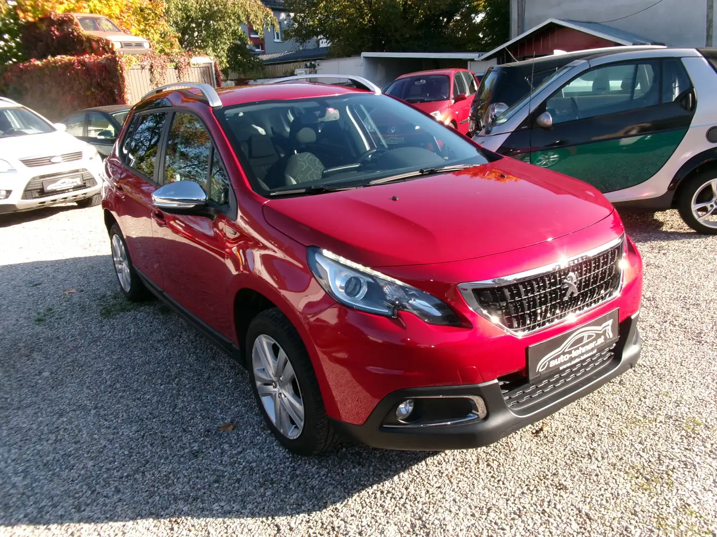 Peugeot 2008 1,6 Blue HDi Style Rot - 2