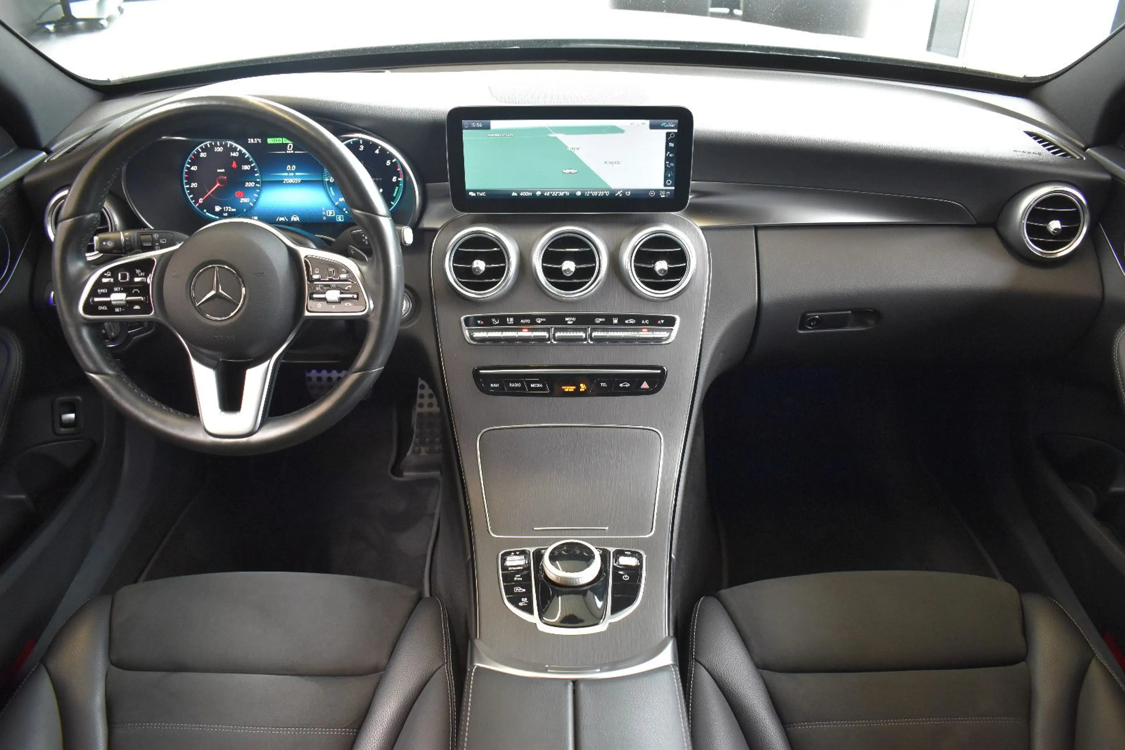 Mercedes-Benz C 300 de T 9G-tronic AMG Line Multibeam~WideS~HUD — photo 3