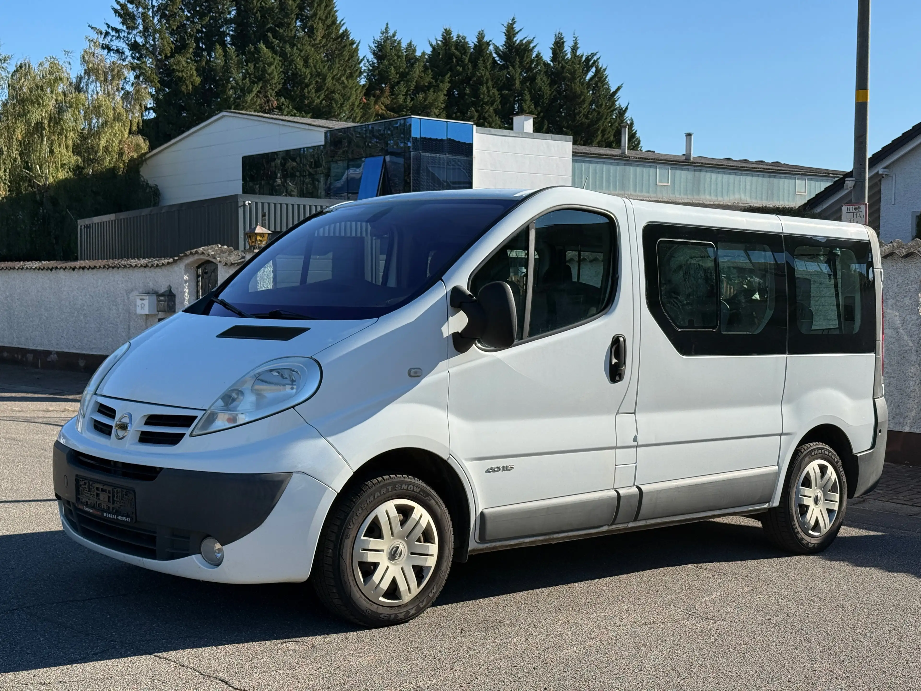 Nissan Primastar Kombi L1H1 2.7t (9 Sitze) — photo 6