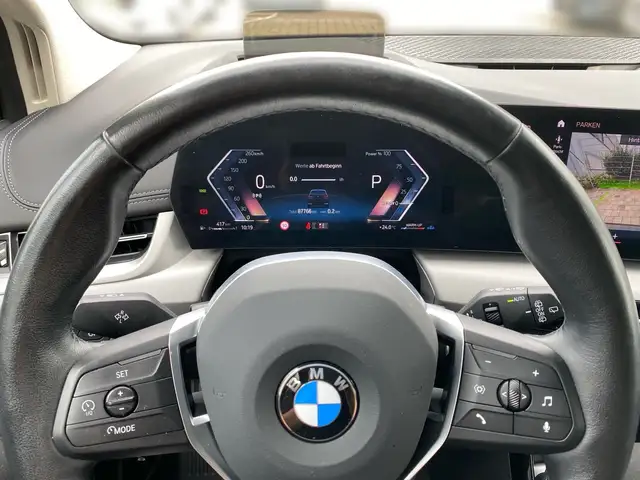 BMW 2 Series view 8