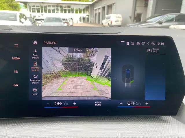 BMW 2 Series view 15