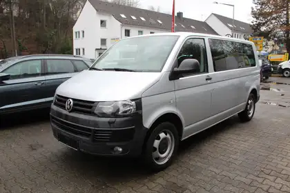 Annonce voiture d'occasion Volkswagen T5 Kombi - CARADIZE