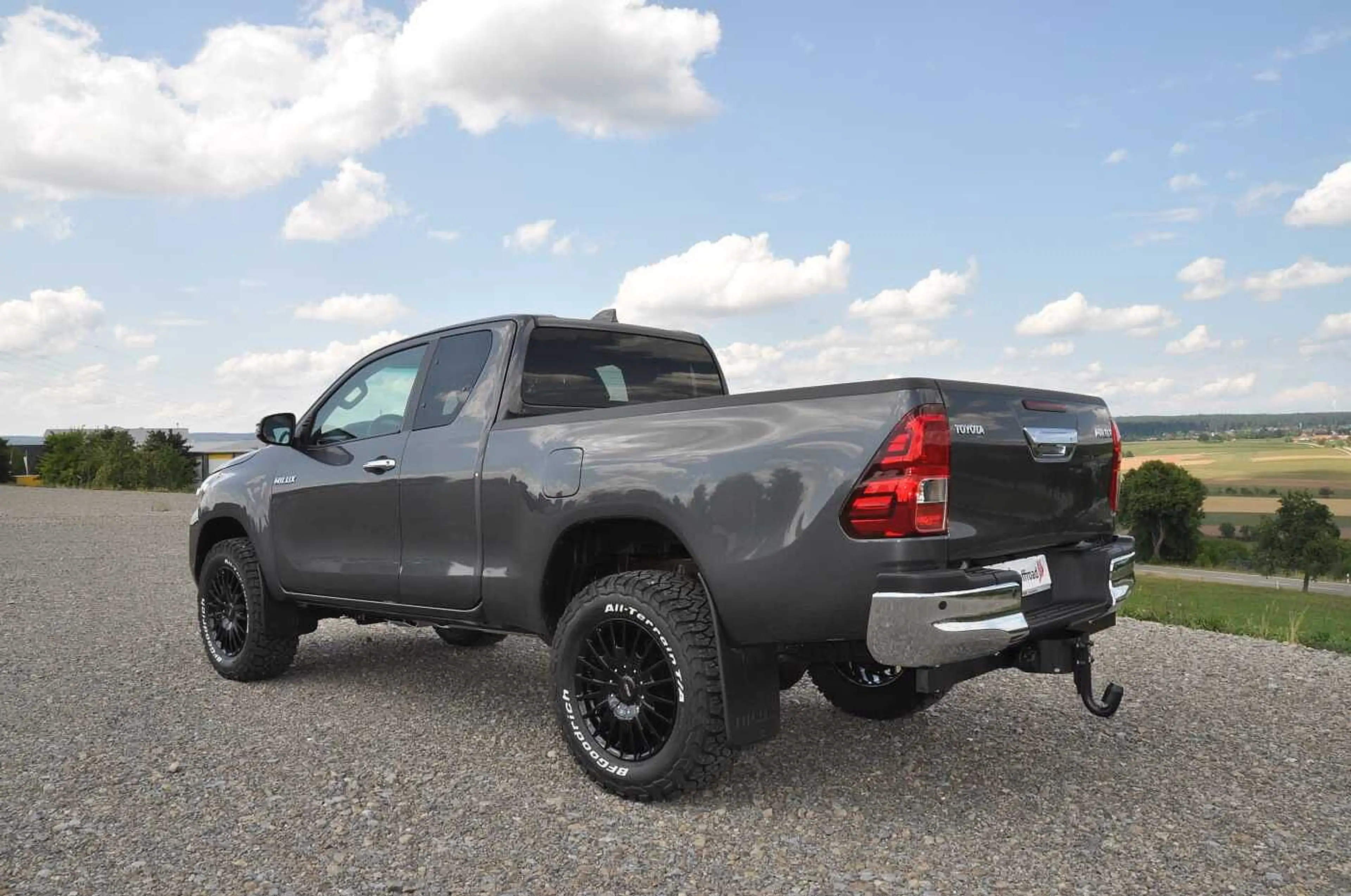 Toyota Hilux ExtraCab Nestle Offroad AHK*Rostschutz — photo 3
