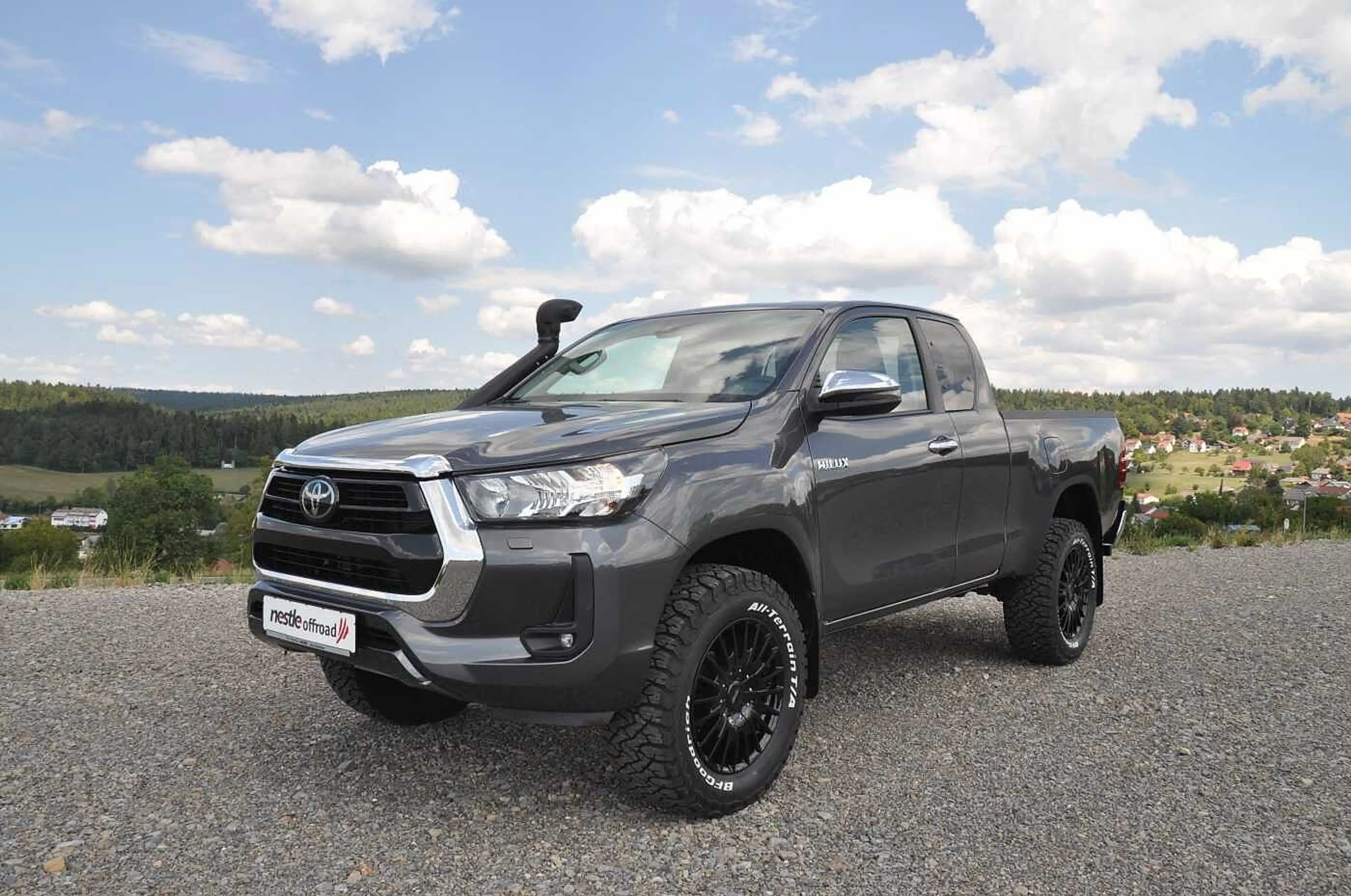 Toyota Hilux ExtraCab Nestle Offroad AHK*Rostschutz