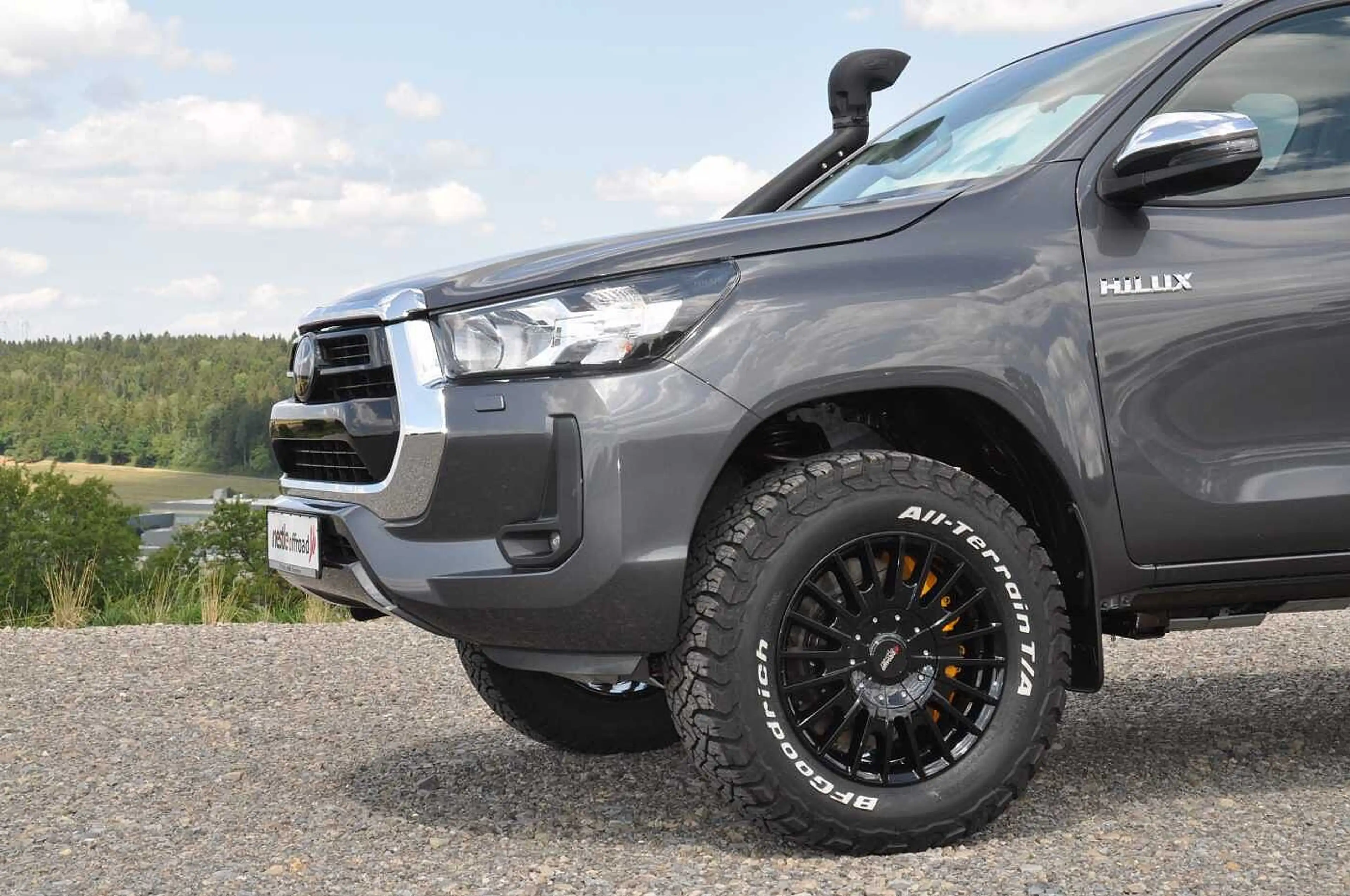 Toyota Hilux ExtraCab Nestle Offroad AHK*Rostschutz — photo 2