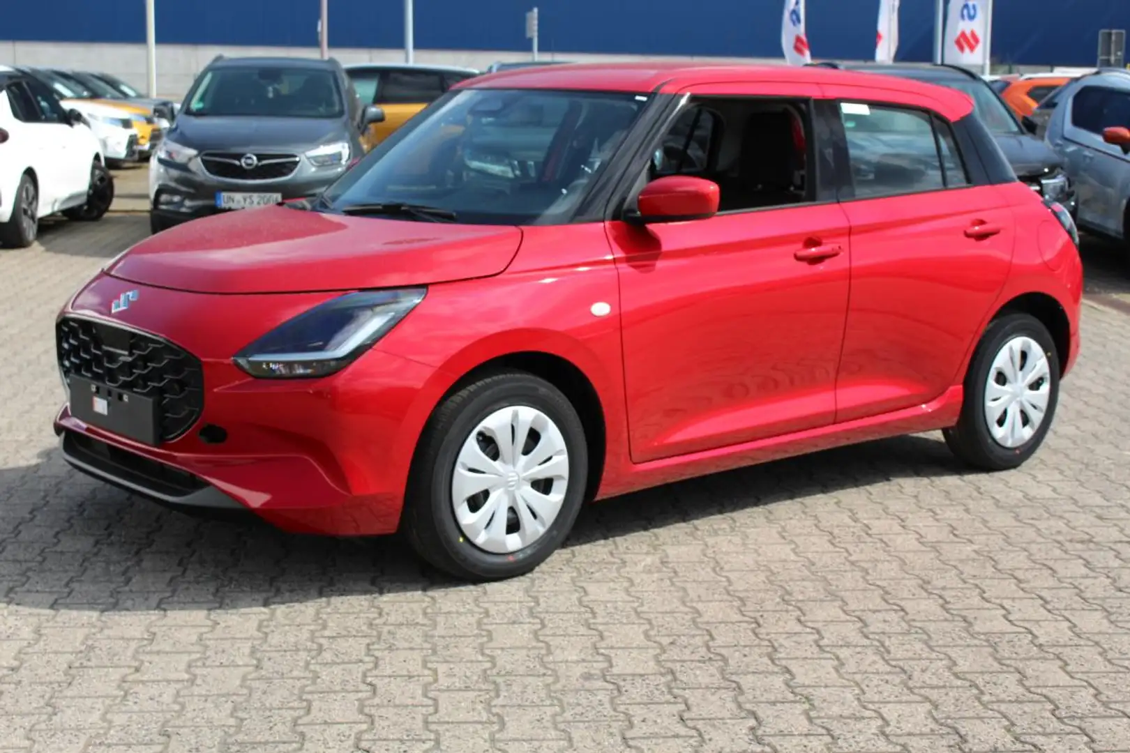Suzuki Swift Club Hybrid Navigation LED Rot - 1