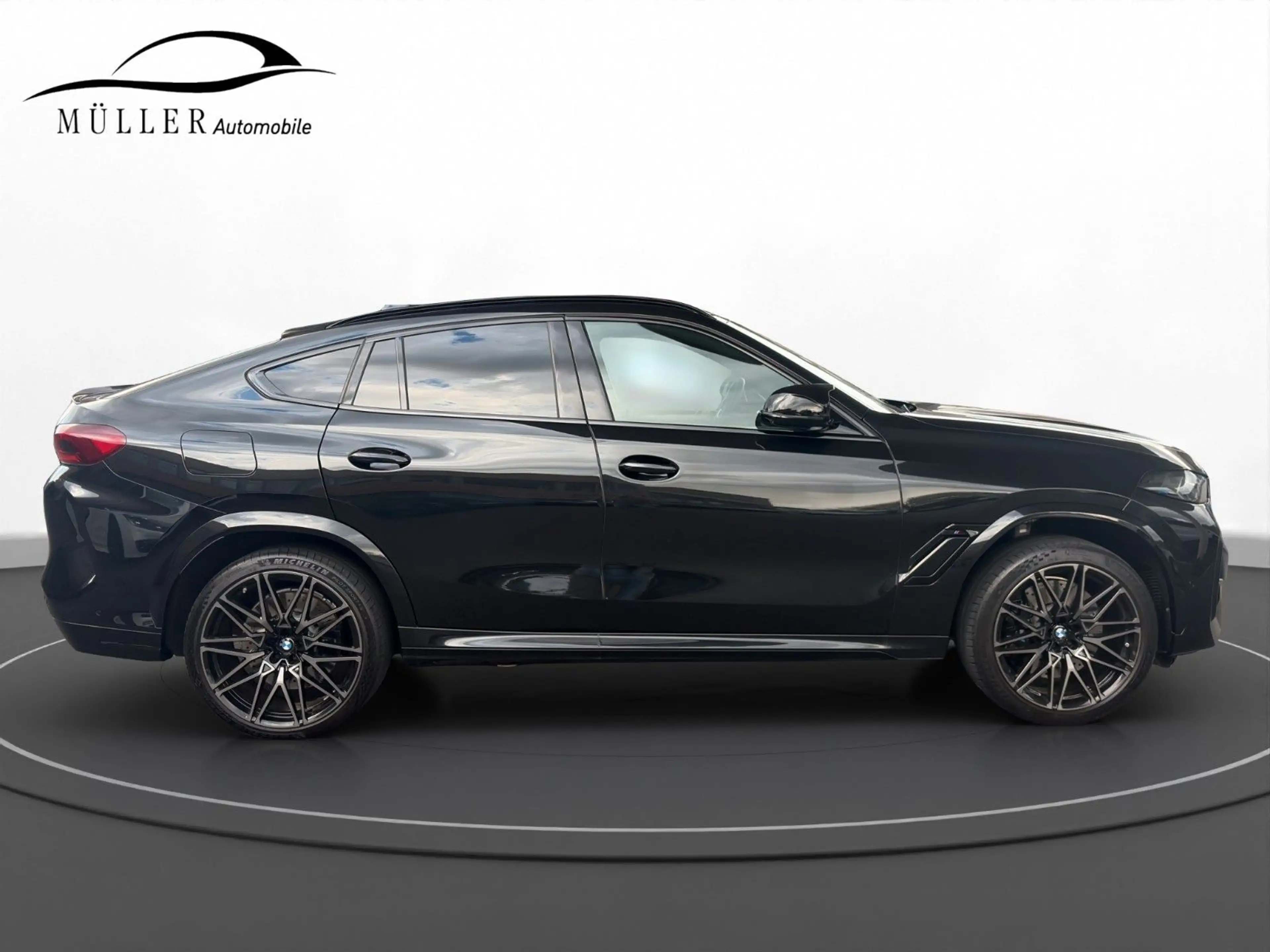 BMW X6 M Competition B&W Drivers Pack Sky Lounge — photo 2