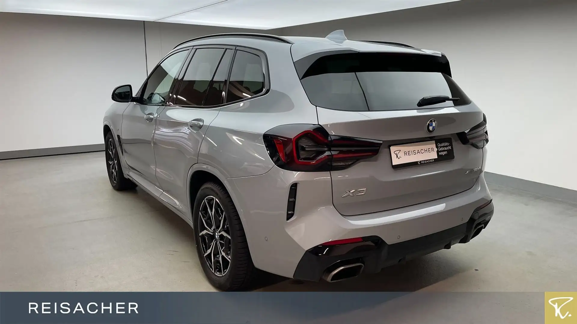 BMW X3 xDrive 30d A M-Sport,Pano,AHK,ACC,HUD,LCProf Grau - 2