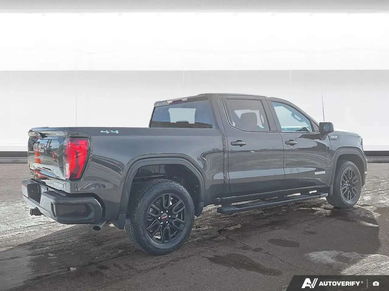 GMC Sierra 1500 снимка GMC Sierra 1500