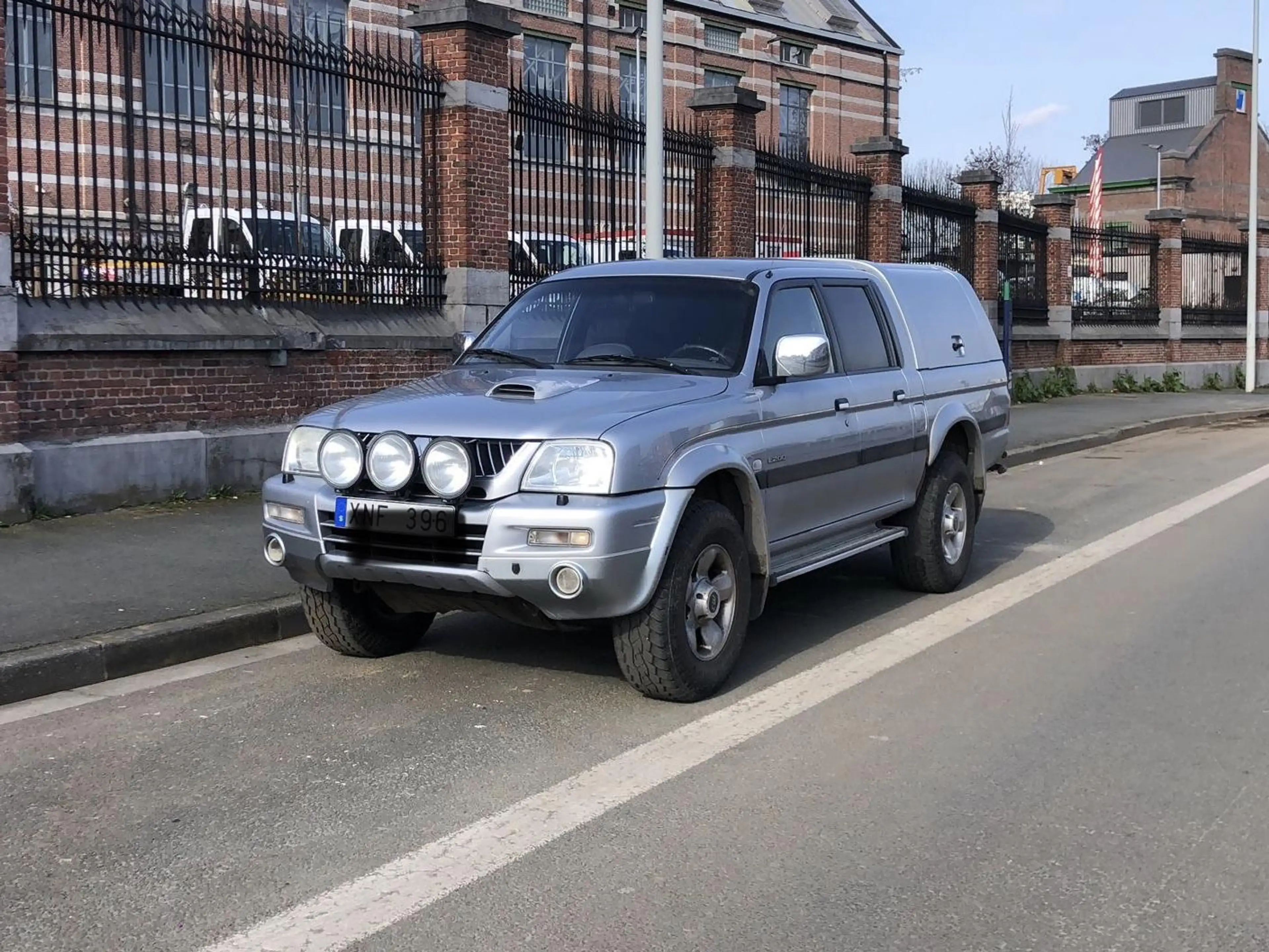Mitsubishi L200 2.5 Turbo int. Canyon 4WD — photo 3