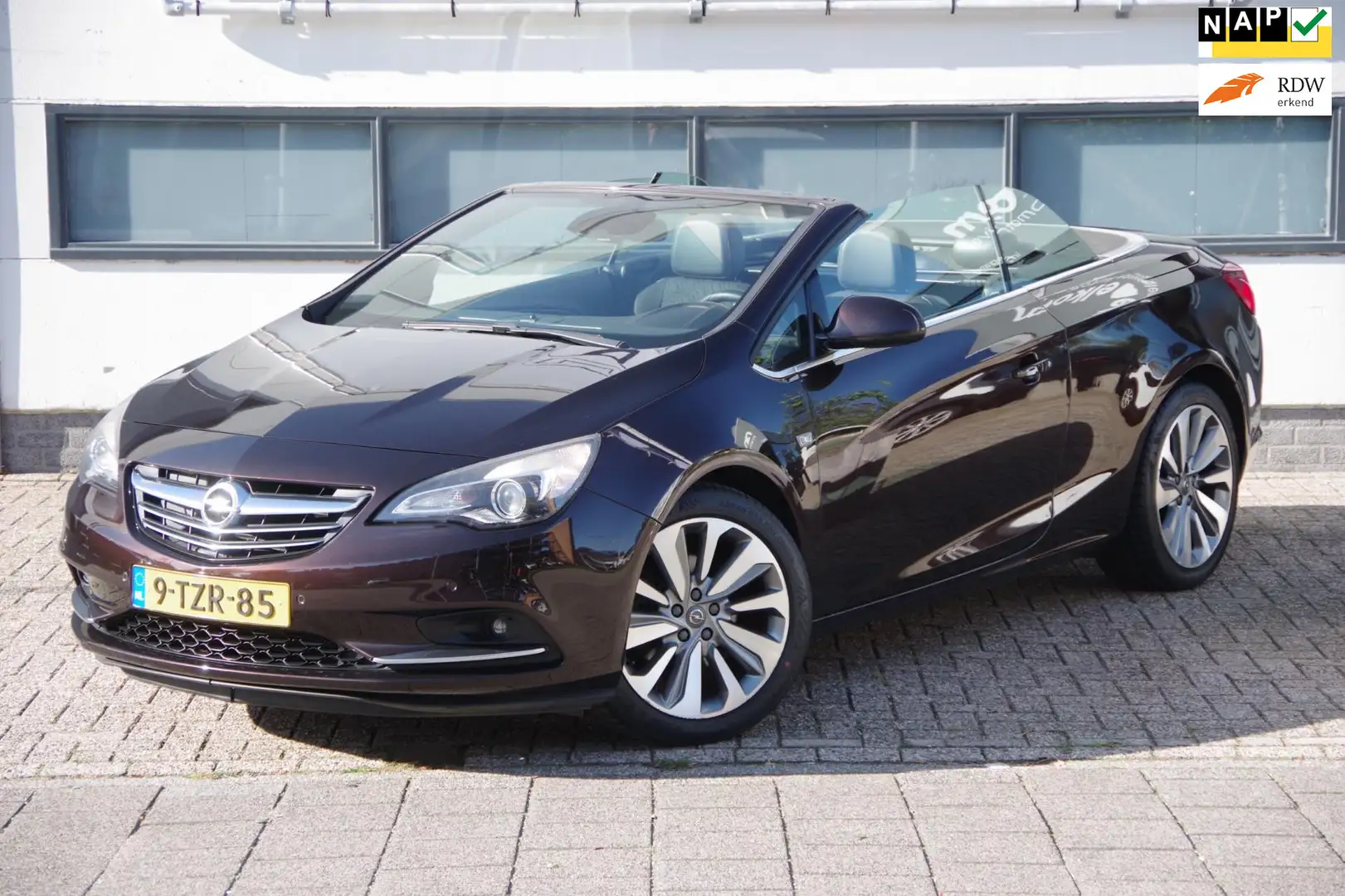 Opel Cascada 1.4 Turbo ecoFLEX Cosmo /1e eigenaar/ Brun - 1