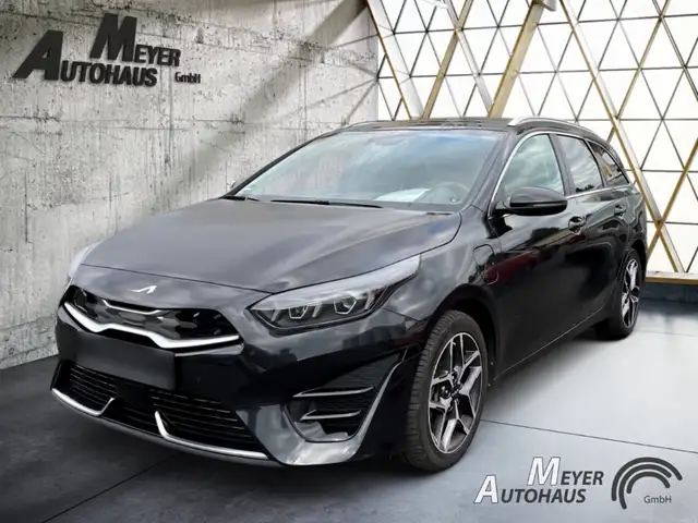 Kia Ceed SW / cee'd SW 1.6 GDI PHEV Platinum + Performance-Paket