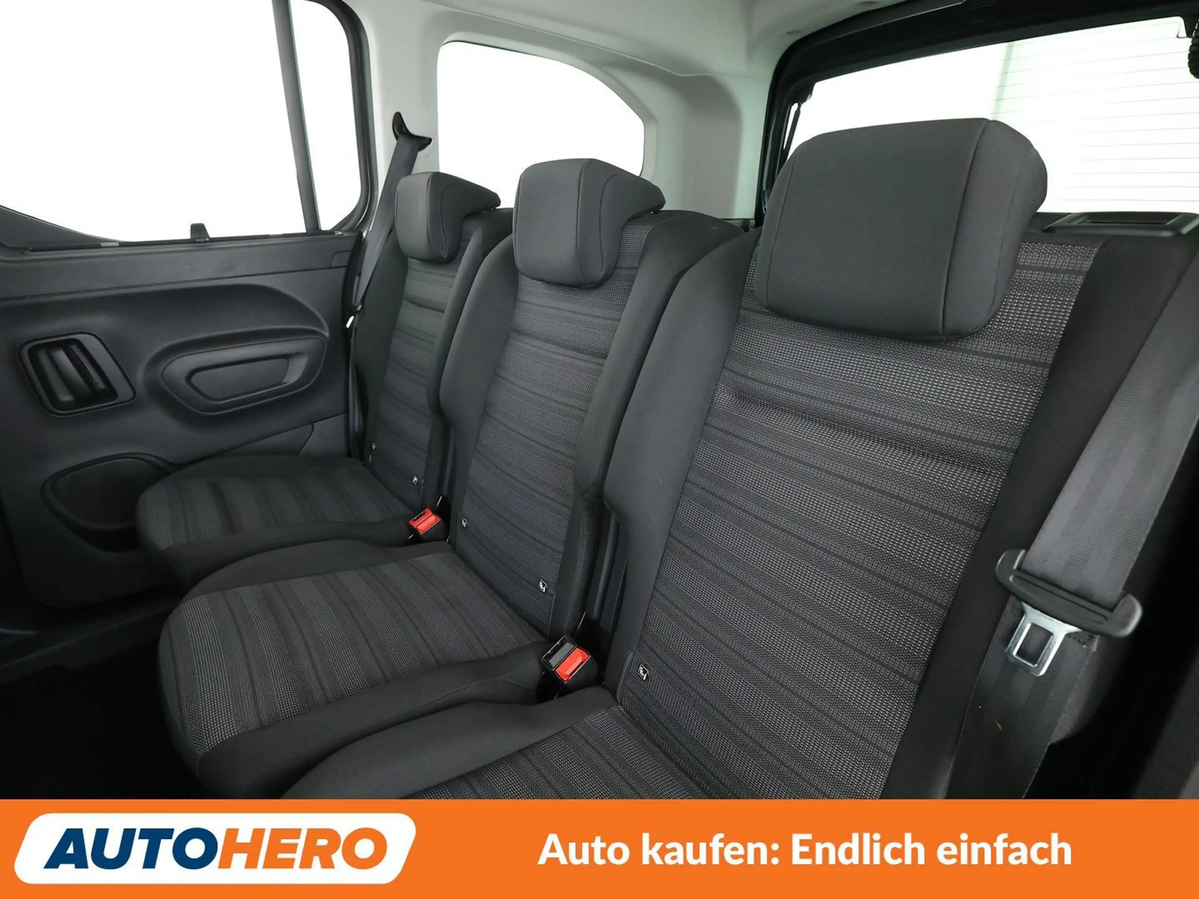 Opel Combo Life 1.2 Turbo Ultimate XL Aut.*NAVI*HUD*TEMPO*CAM*PDC* — photo 14