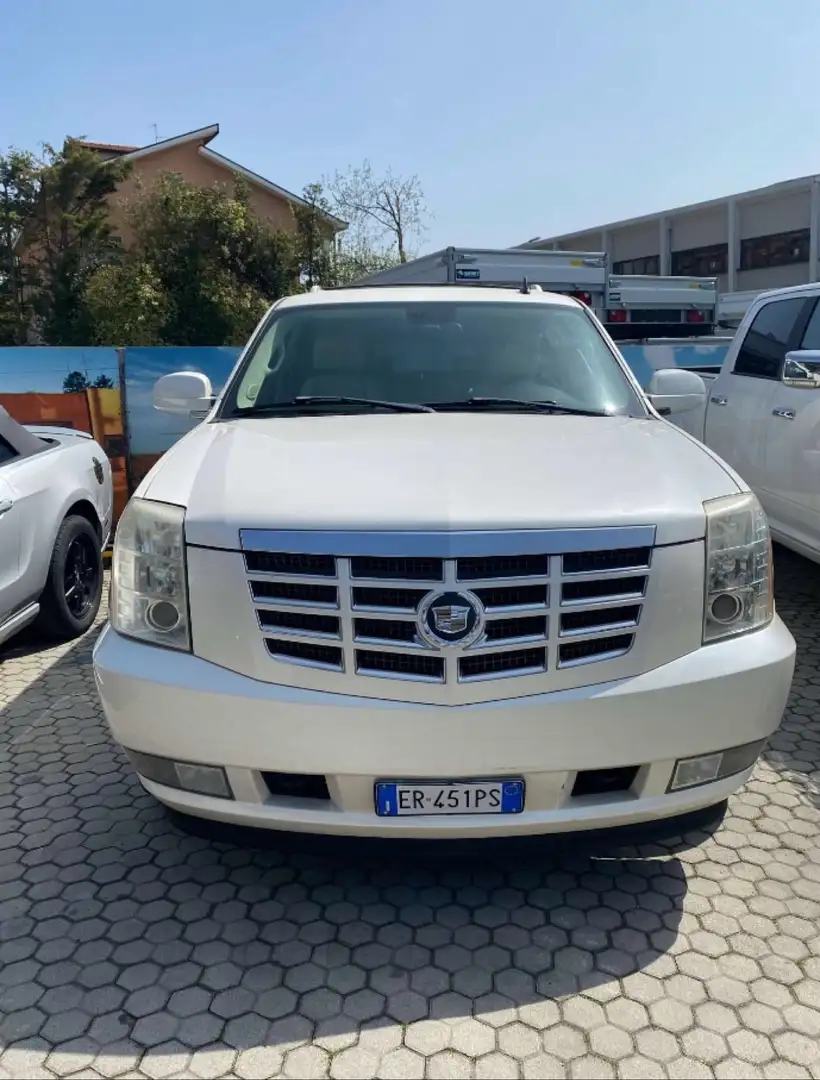 Cadillac Escalade 6.0 V8 auto GPL TRASMISSIONE NUOVA CON FATTURA - 2